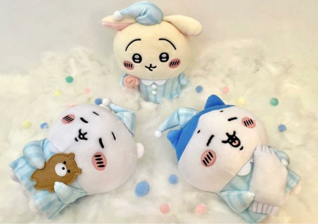 現貨-日本正版 Chiikawa 兔兔 小八 睡衣 訓覺 公仔