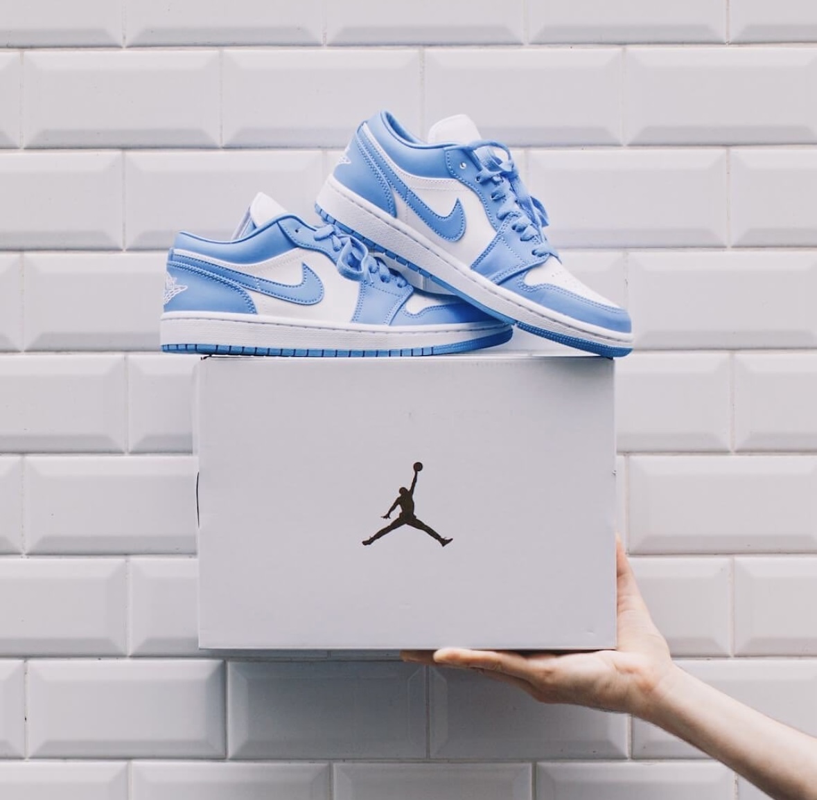 Nike Air Jordan 1 Low AJ1 UNC 北卡藍 白藍色 皮革 女款 AO9944-441/預購