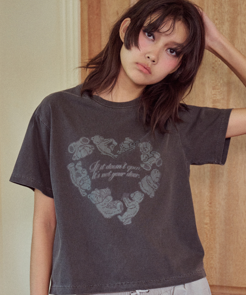【CPGN STUDIO】24SS★ Heart Bear Pigment Crop Short Sleeve T CPGN STUDIO] Heart Bear Pigment Crop Short Sleeve T-sh