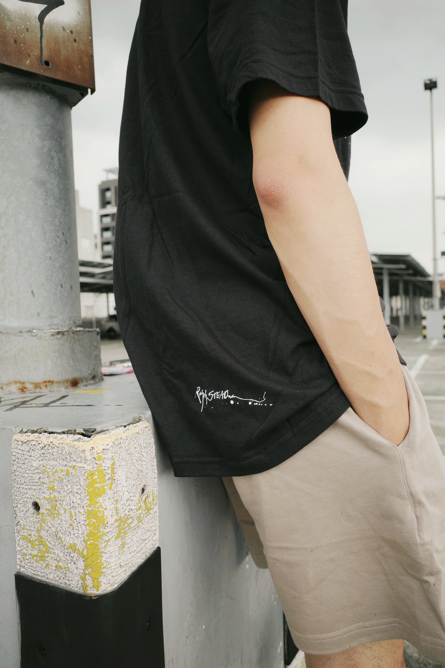 <快速出貨>SUPREME RALPH STEADMAN SKULL  黑色短T