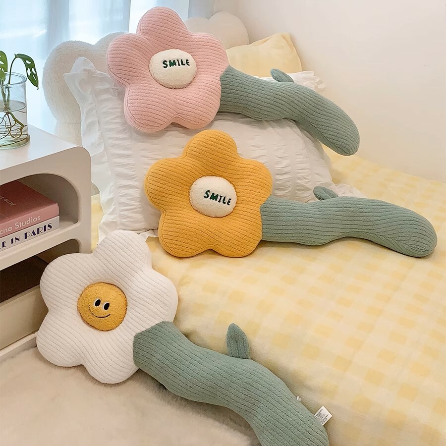 《4322》超軟Q笑臉花朵造型長型跨腿抱枕