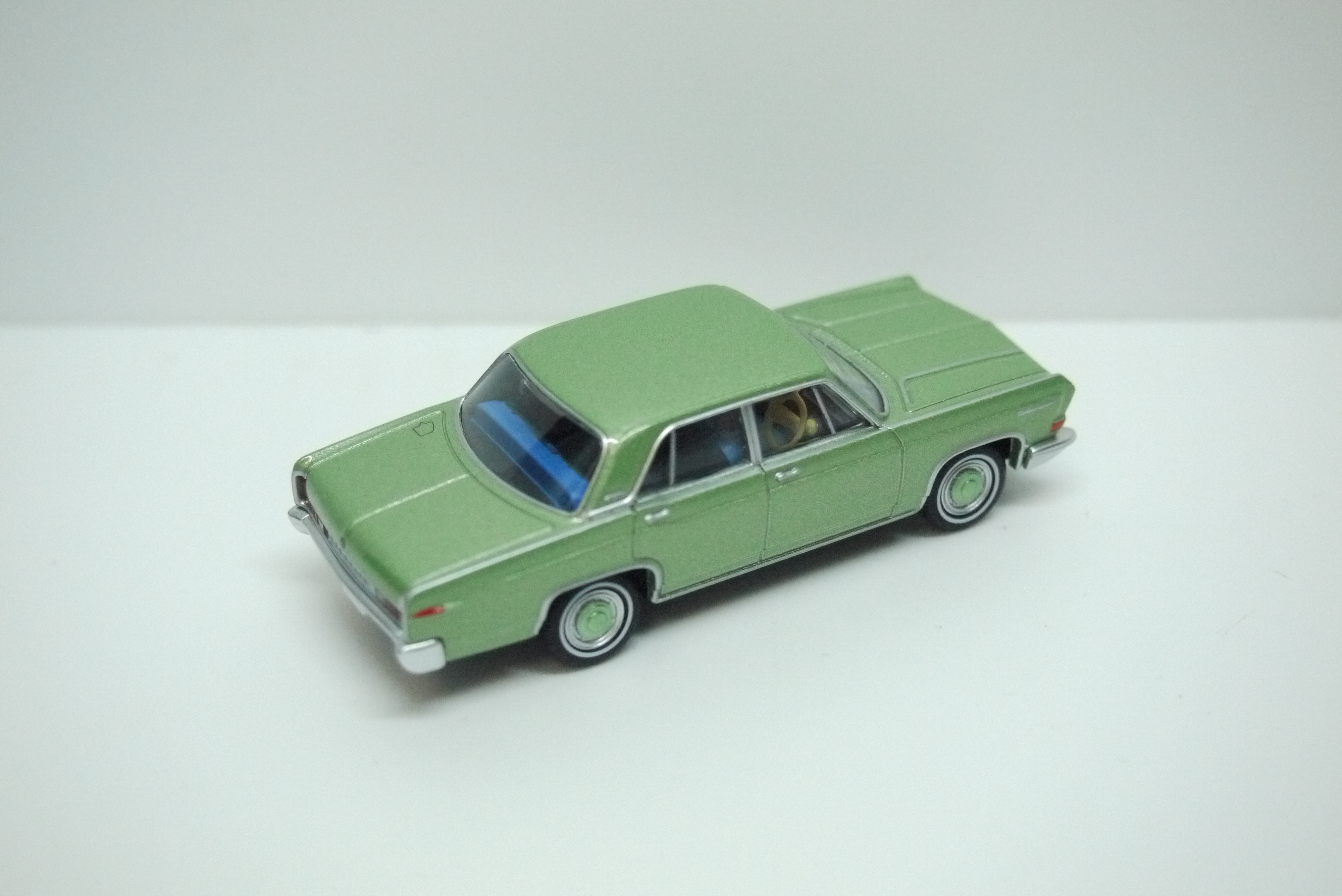 Tomytec 1:64 LV-42d Mitsubishi Debronair