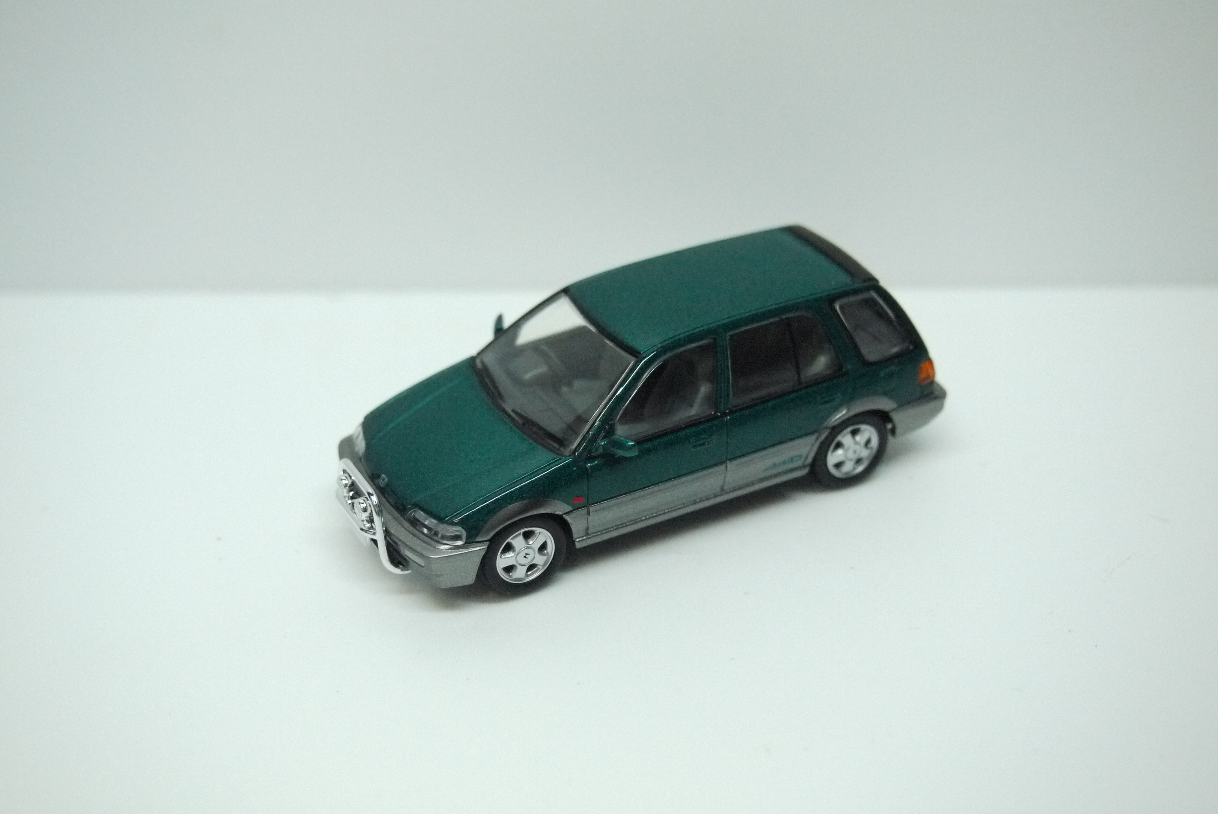 Tomytec 1:64 LV-N293b Honda Civic Shuttle Beagle Grey