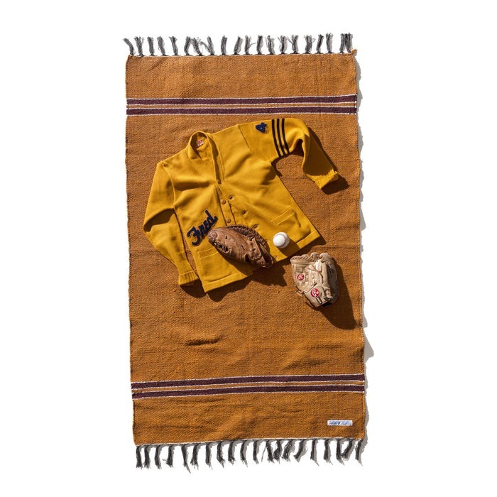 PUEBCO COLLEGE RUG / Mustard