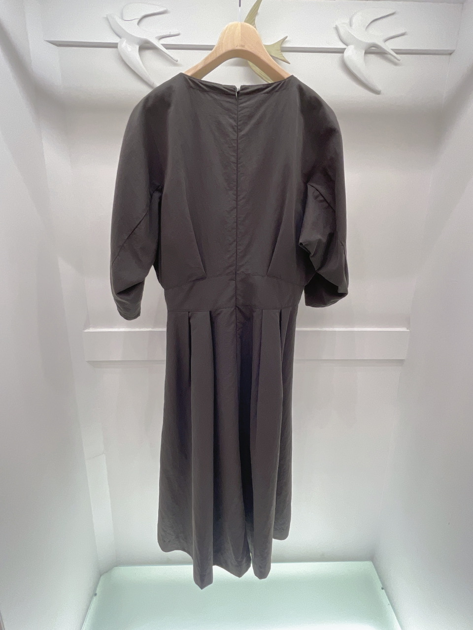 五分袖素面洋裝