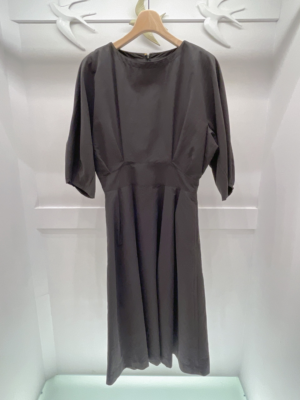 五分袖素面洋裝