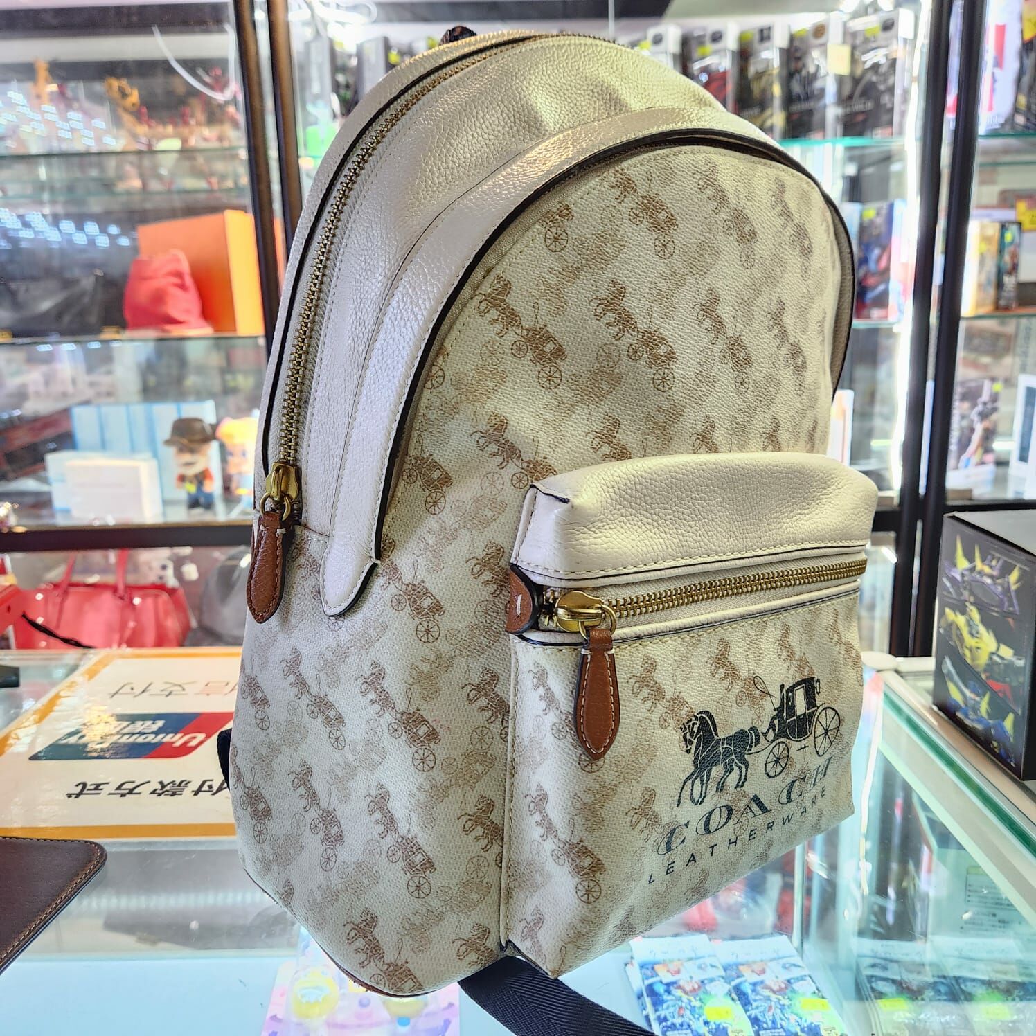 （日本直送）95%新 COACH-防刮滿版馬車雙拉鍊手提/後背包