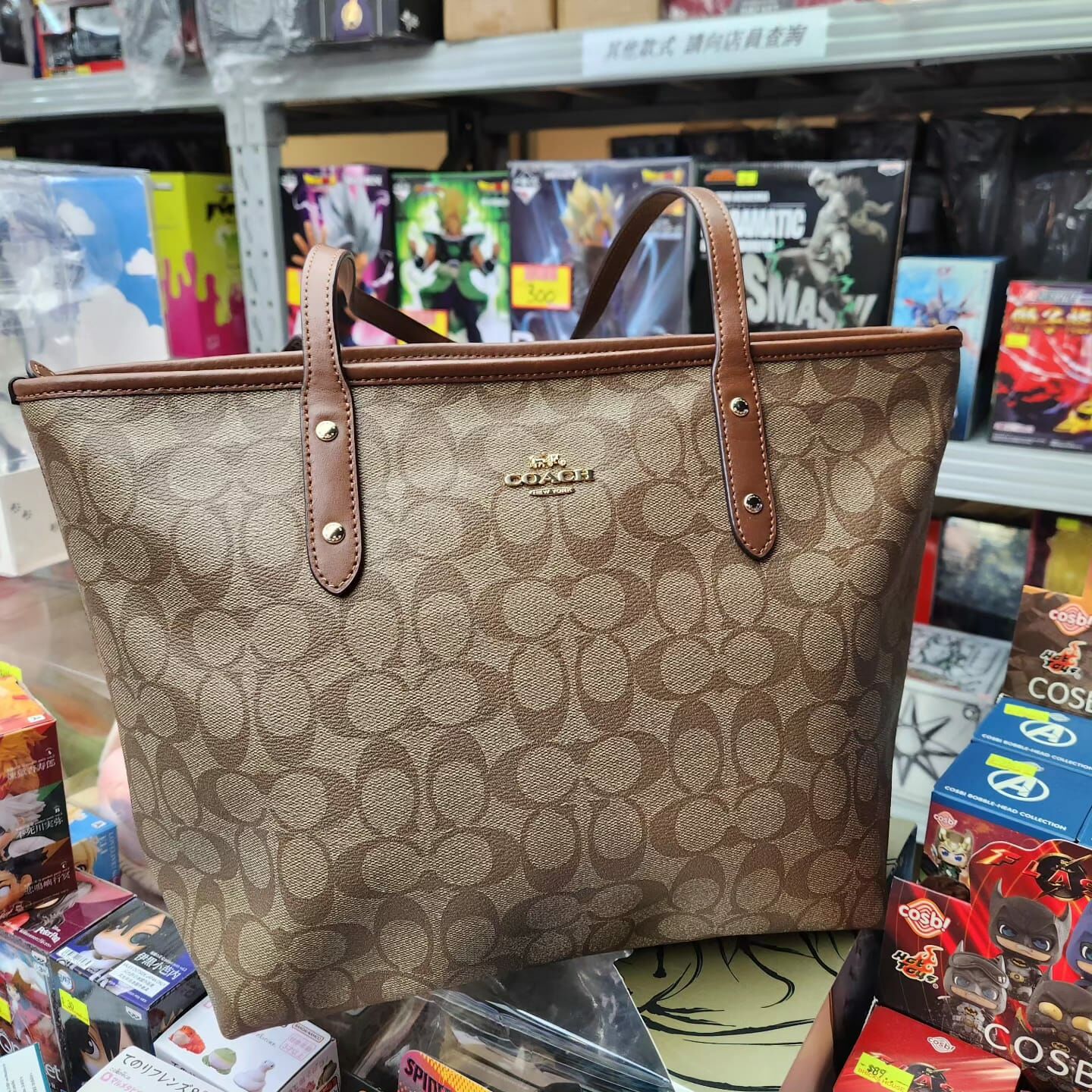 (日本直送）95% Coach 大 Size Zip Top Tote