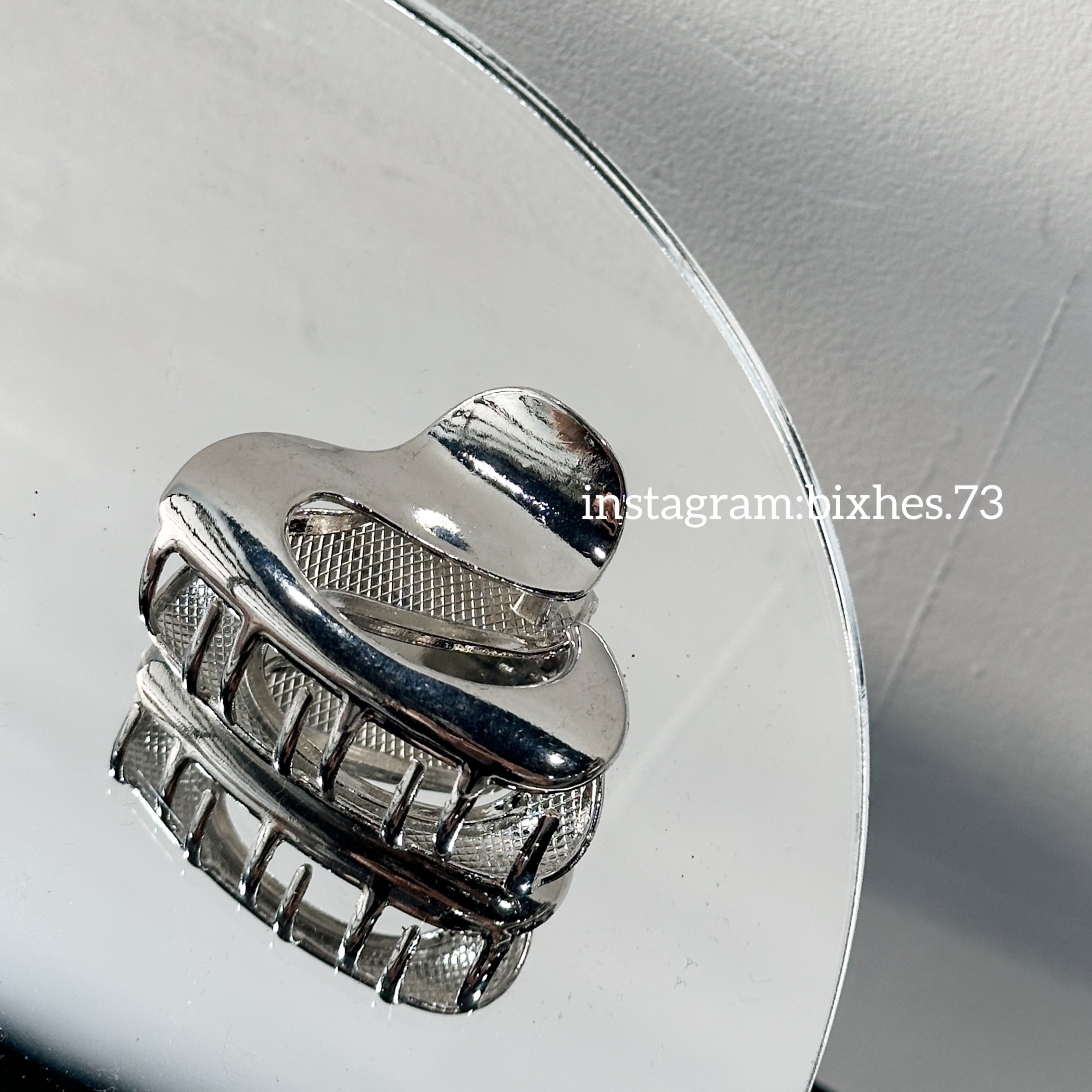 質感金屬小鯊魚夾(H00032)