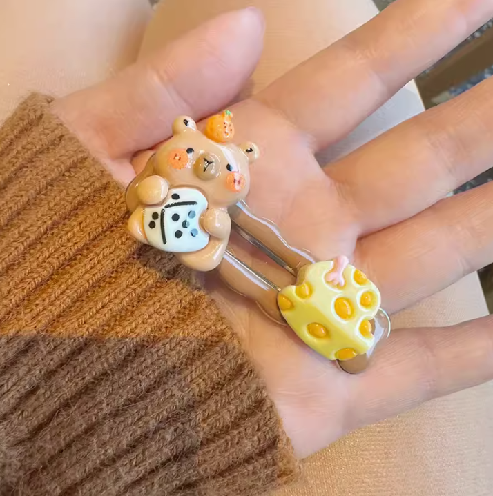 [4 FOR RM10] Cartoon Cute Capybara Dessert Hair Clip