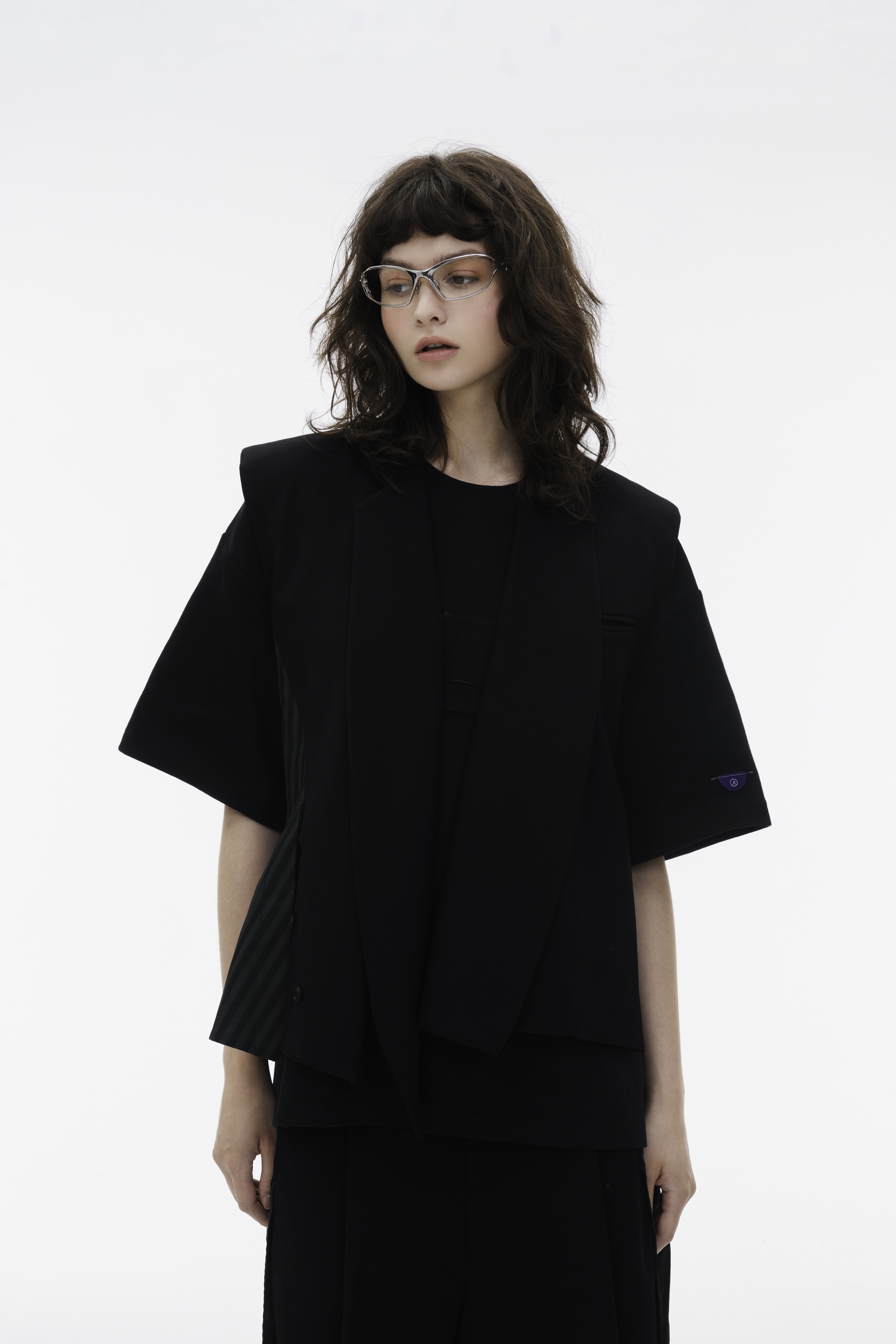 SeRE：ETA asymmetrical vest | Black