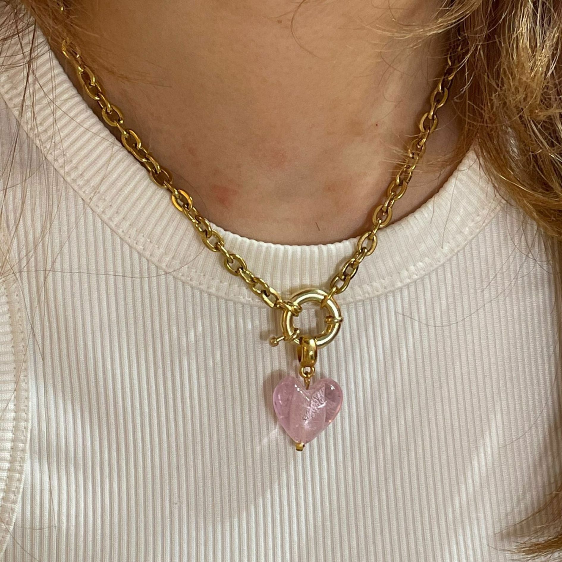 1MY0607-216 MAYOL Candyshack Pendant Necklace Baby Pink (A-EU-E)