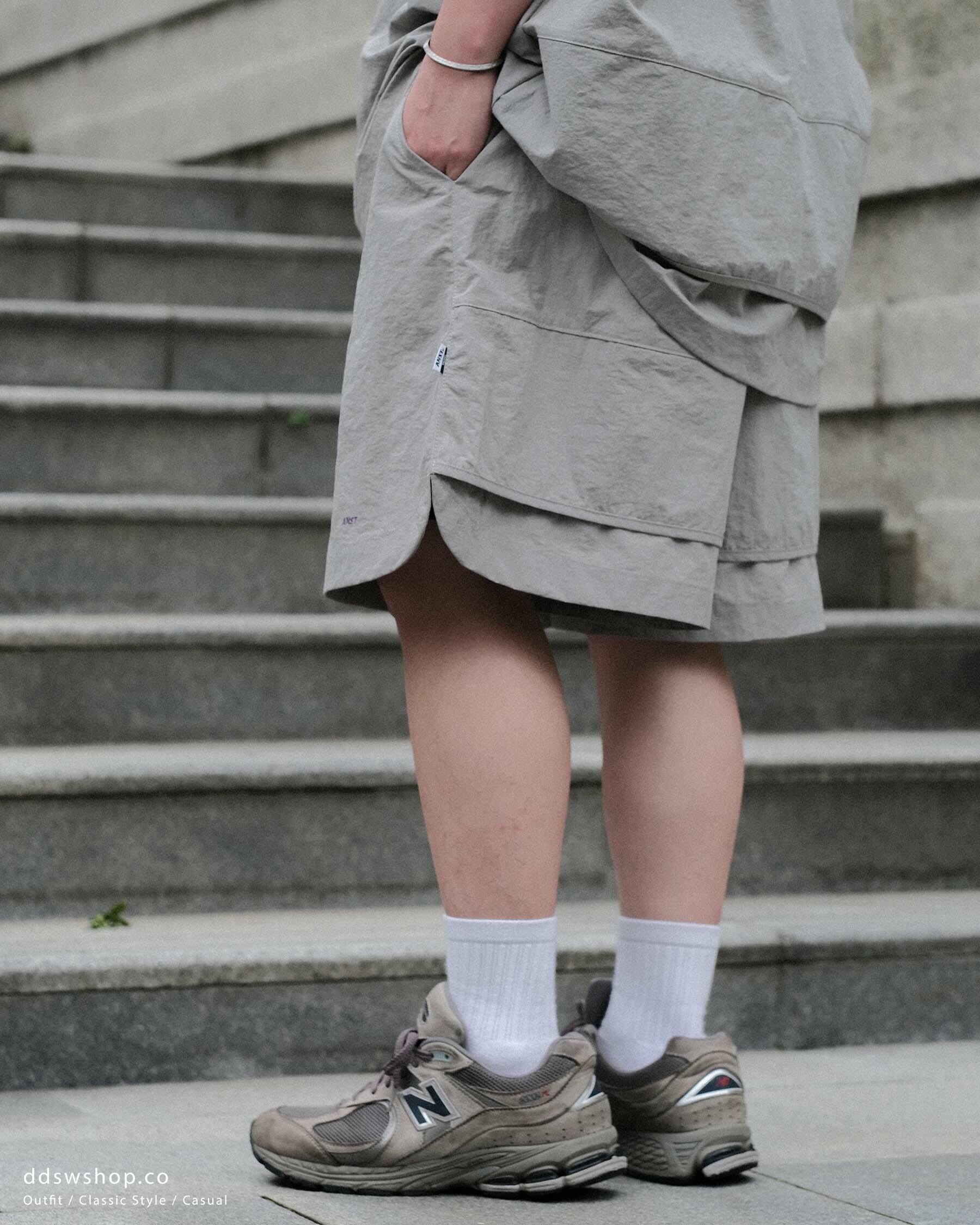 ANST LOGO刺繡層次短褲 黑色/淺灰 ST.37