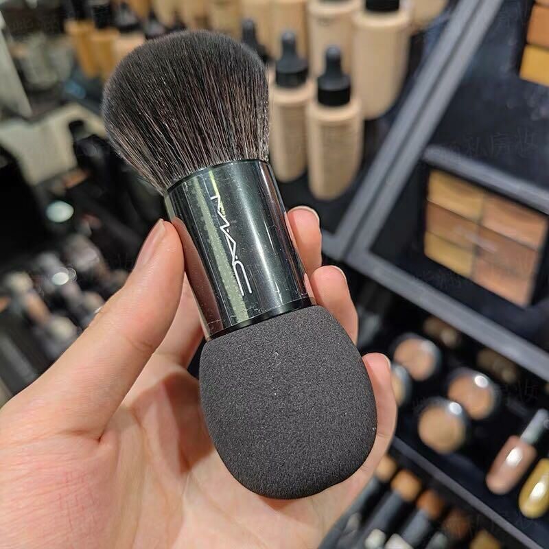 WSBB5585 MAC雙頭多用粉底掃（現貨）