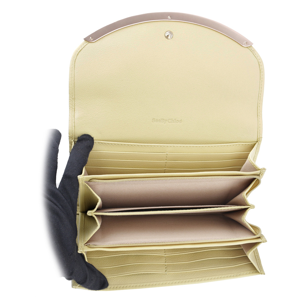 【SEE BY CHLOE】Lizzie 弧形標誌牛皮翻蓋長夾(黃綠色) CHS23AP582388 35T
