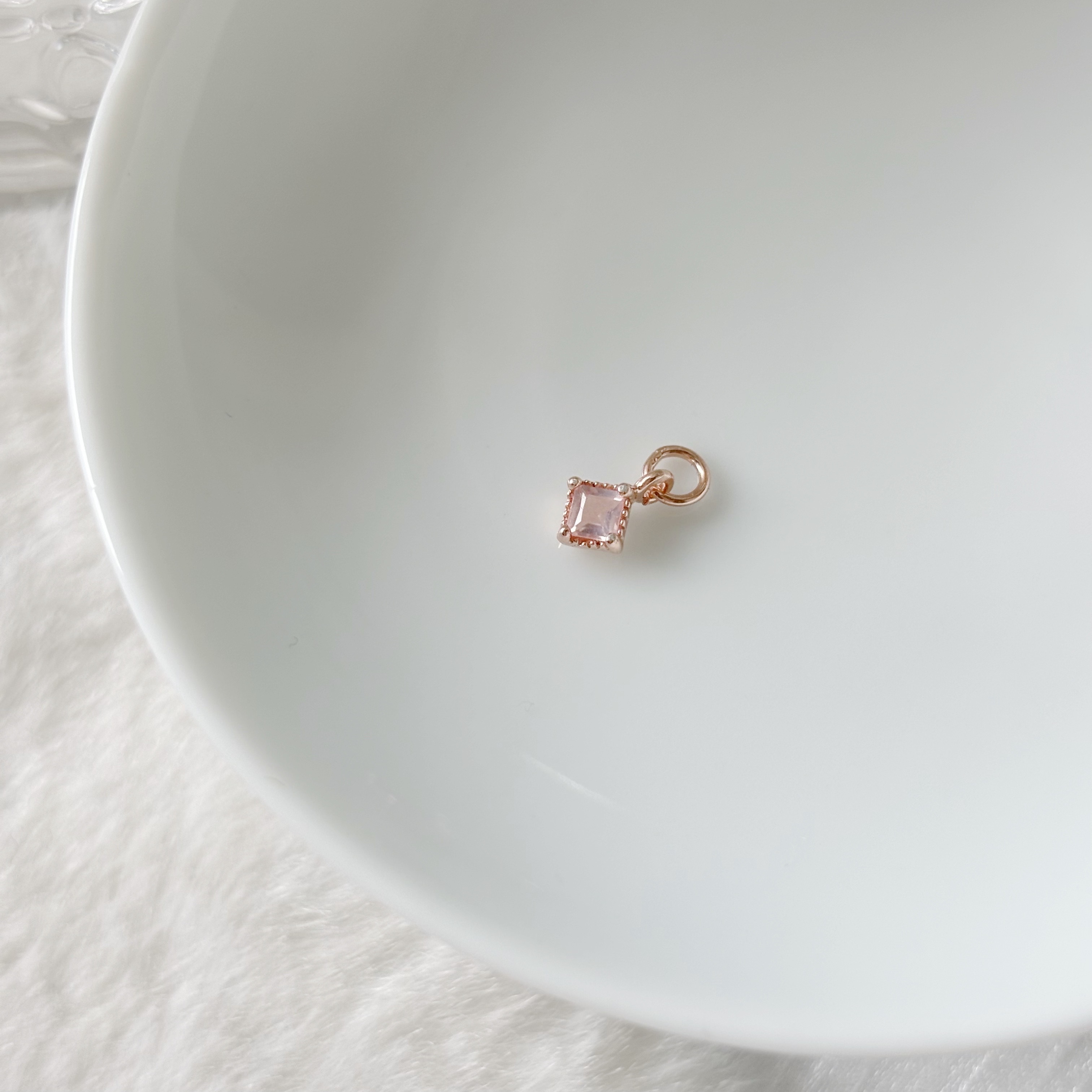 蛋糕菱形粉晶耳墜