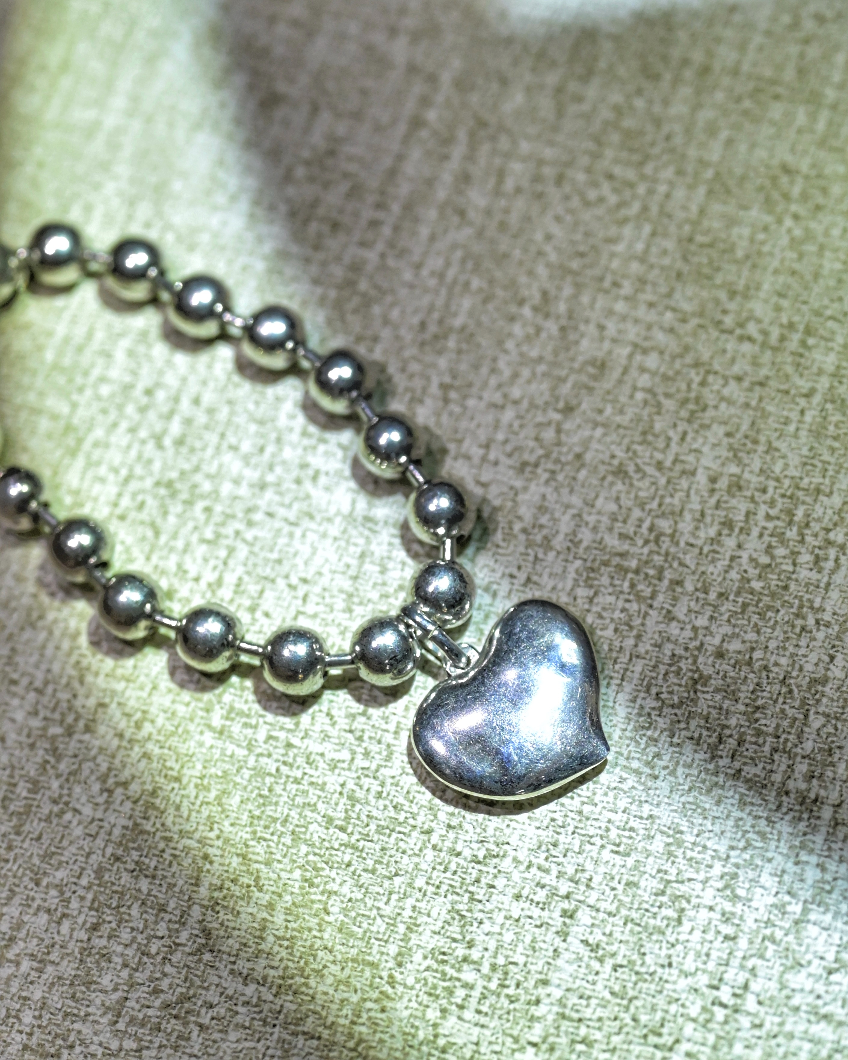 Otro Accesorio 銀吊心波波手鍊