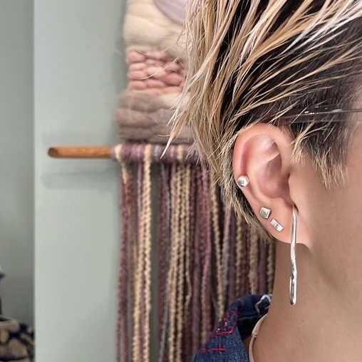 eat〰️不規則波浪耳扣