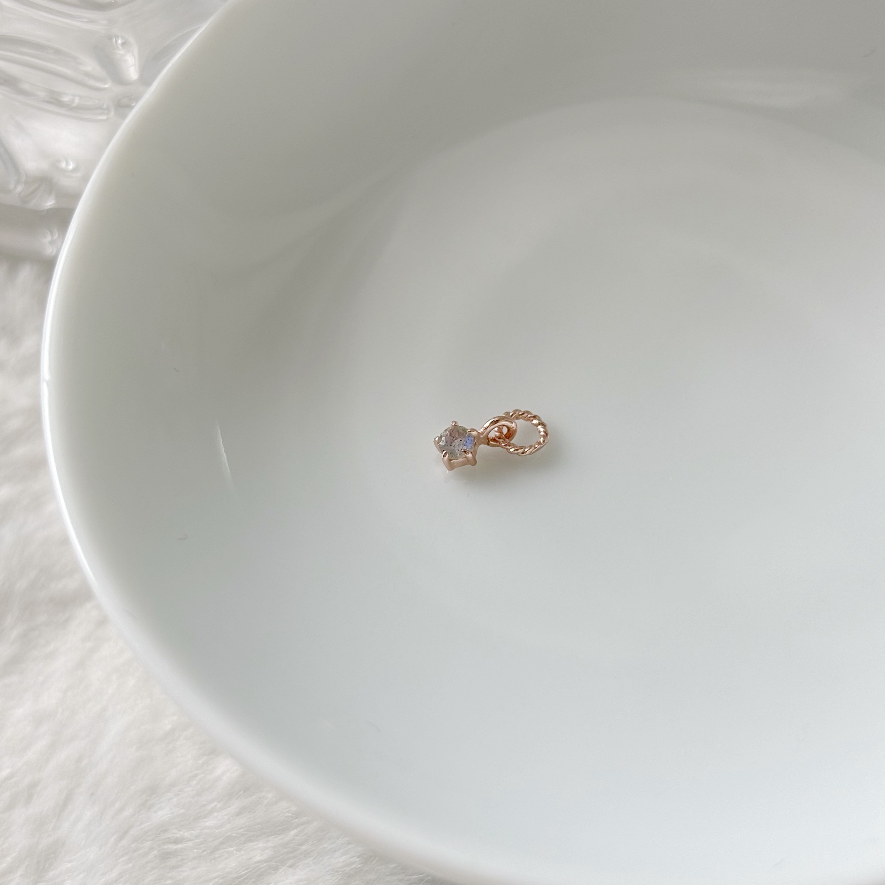 迷你五爪拉長石耳墜