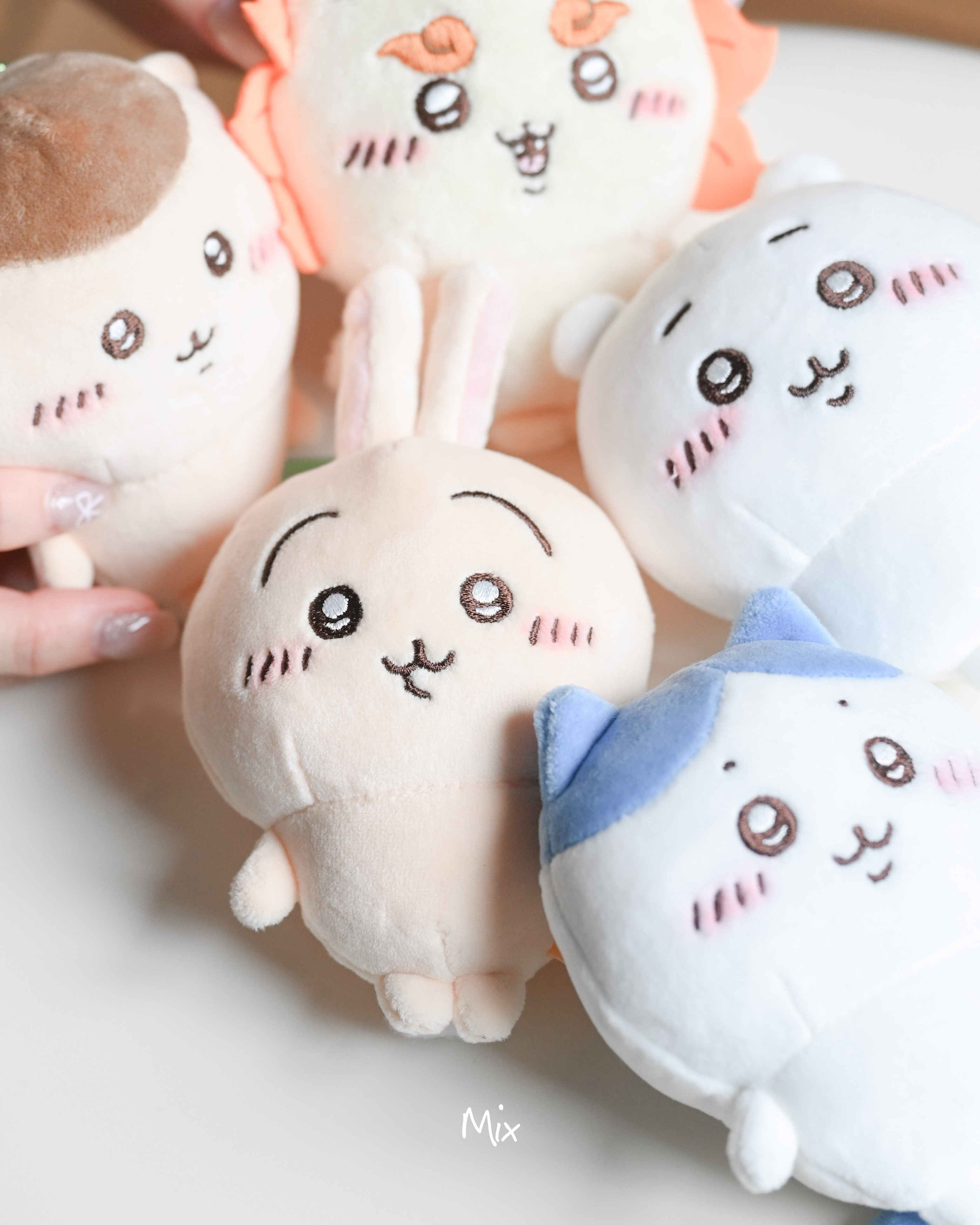 iSNEAKERS | 日本 Chiikawa吉伊卡哇 小腳吊飾 鑰匙圈