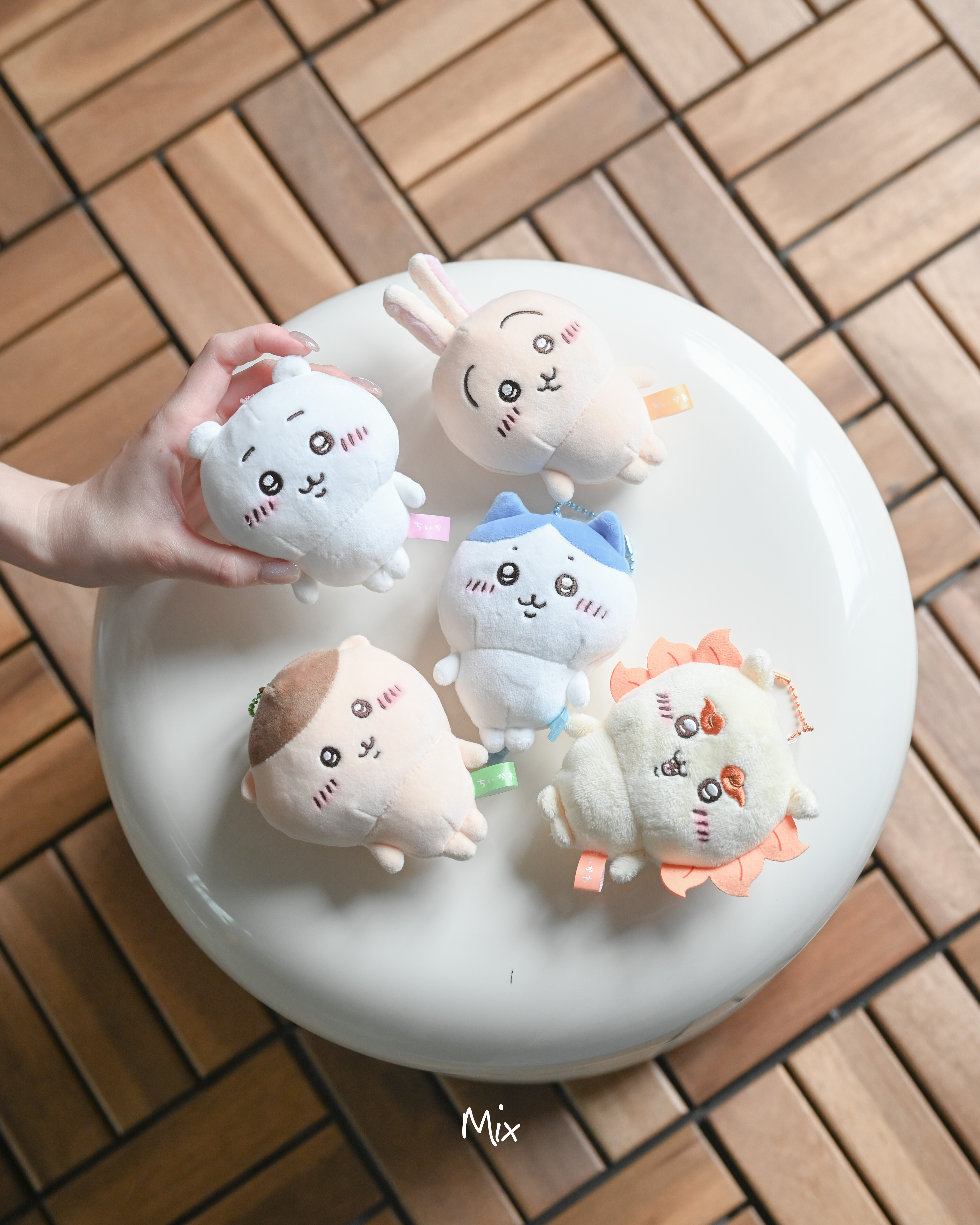 iSNEAKERS | 日本 Chiikawa吉伊卡哇 小腳吊飾 鑰匙圈