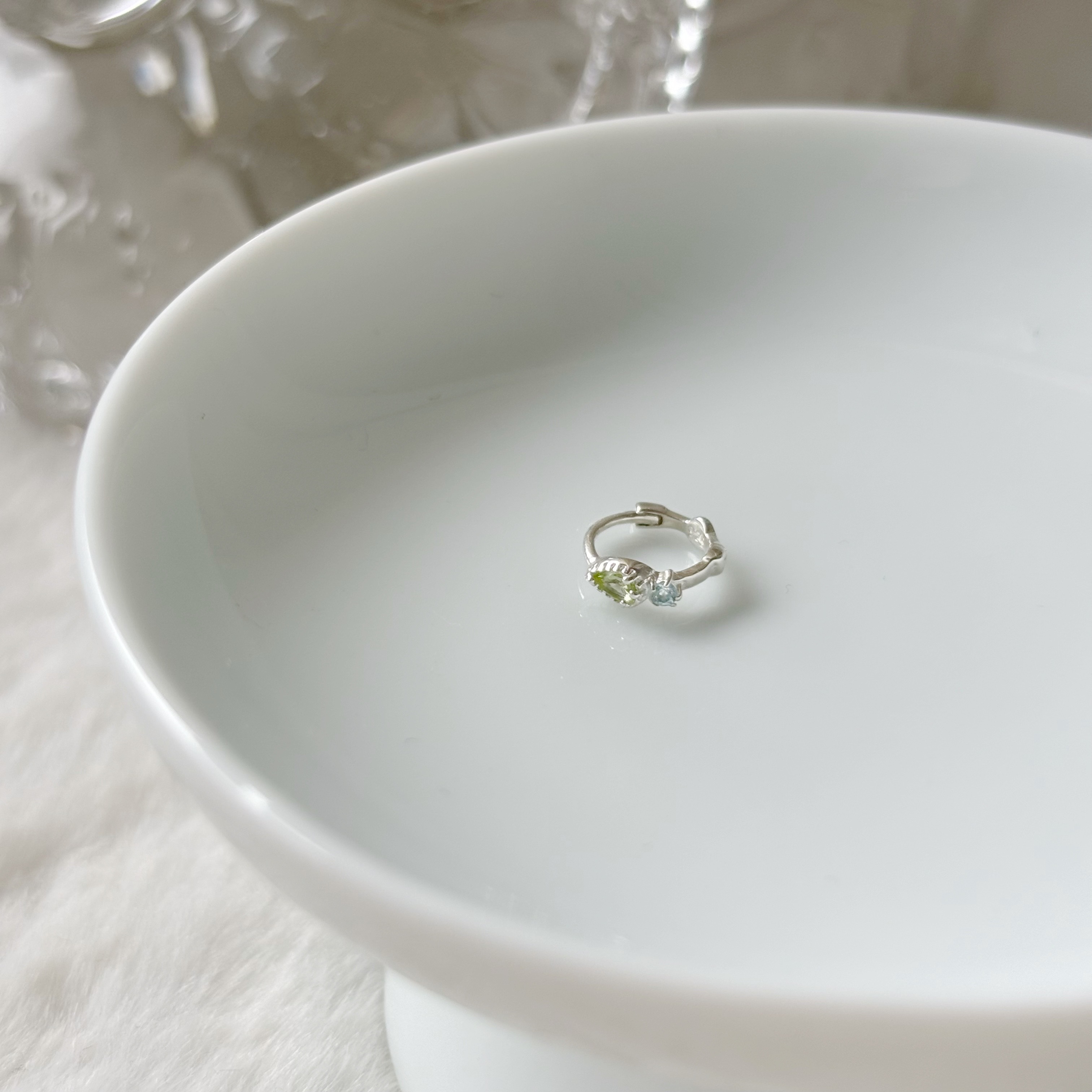 小水滴橄欖托帕石耳骨圈