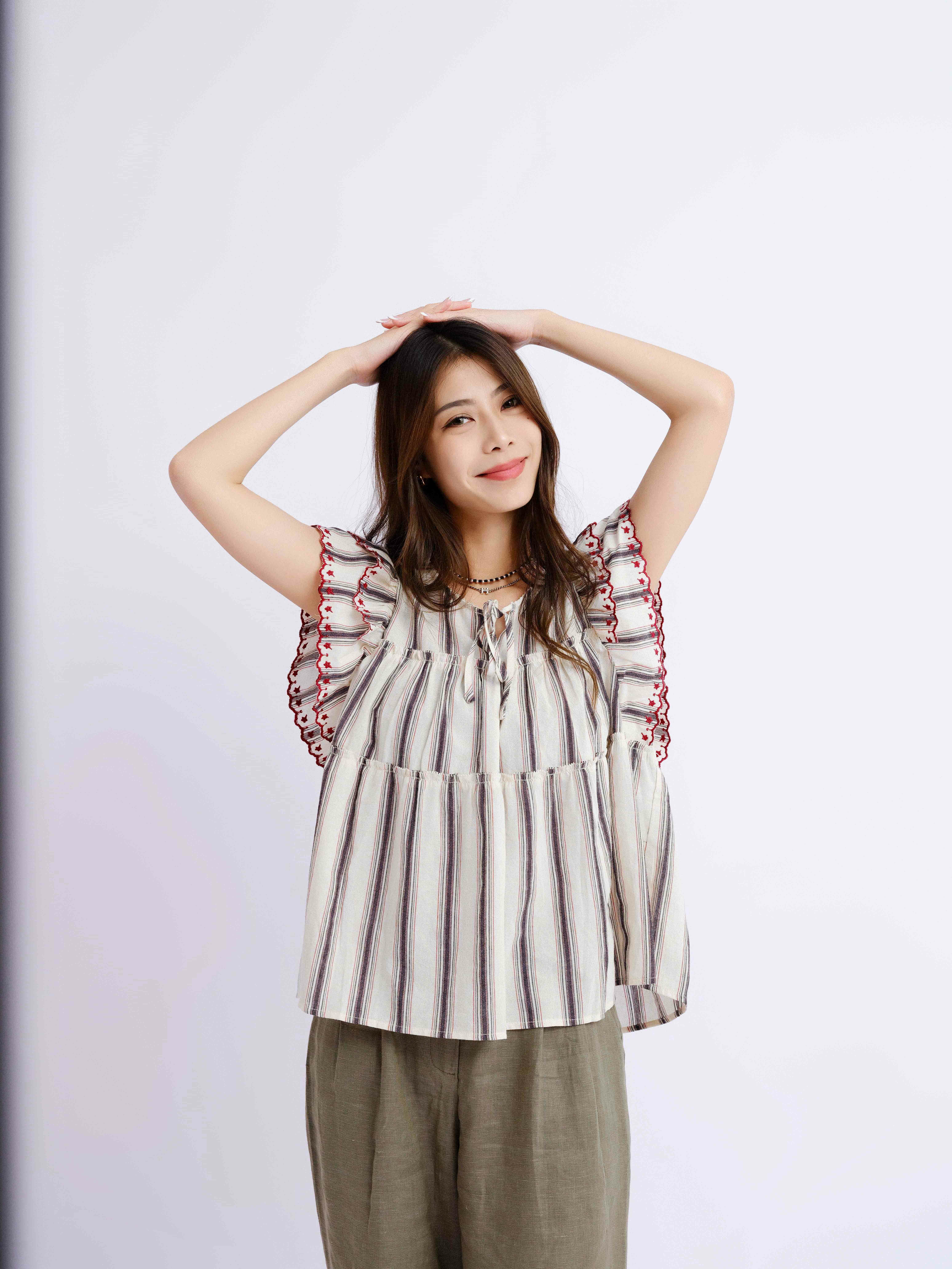 民族風直間娃娃上衣（現貨款式）