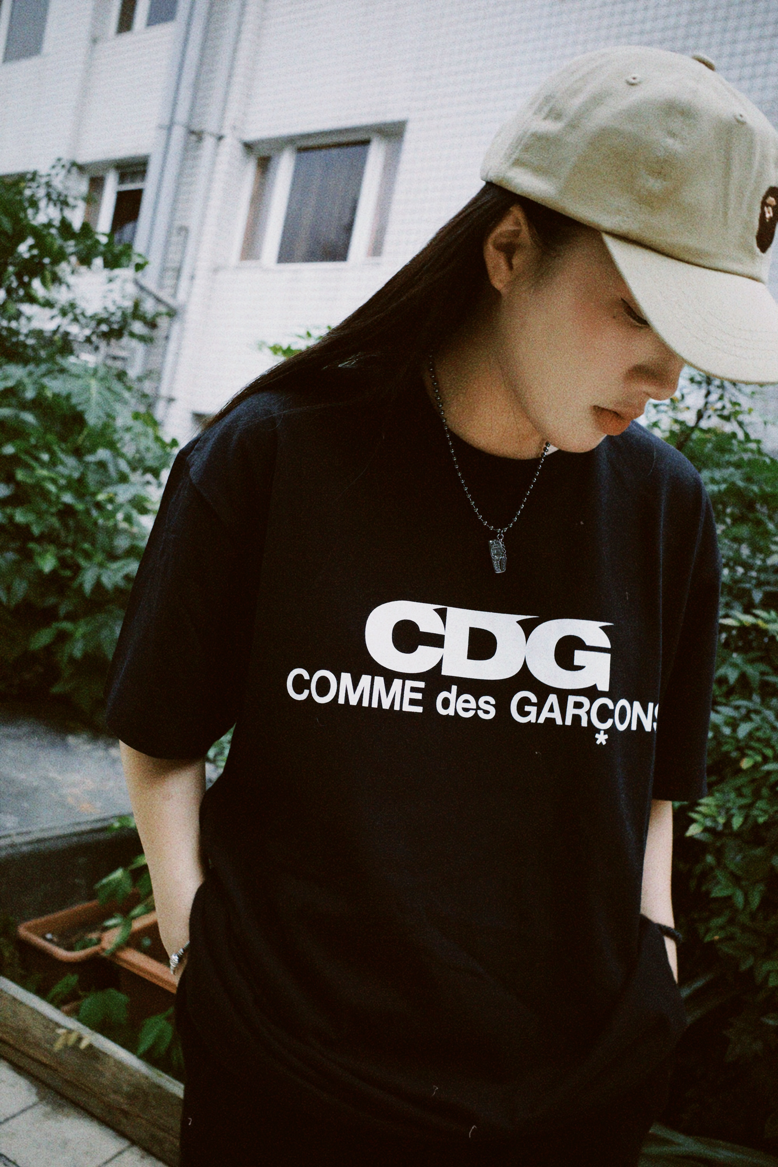 <快速出貨>CDG  熱門基本款胸前字母 黑短袖