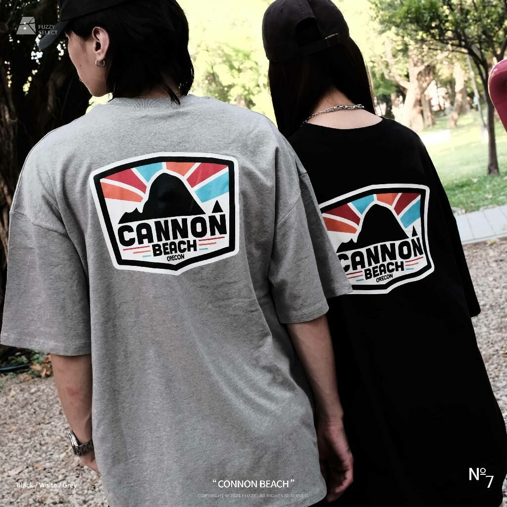 【逢甲 FUZZY】Cannon Beach Tee 潮流 日常 美式 圖案 Logo 短T 短Tee 黑 白 麻灰