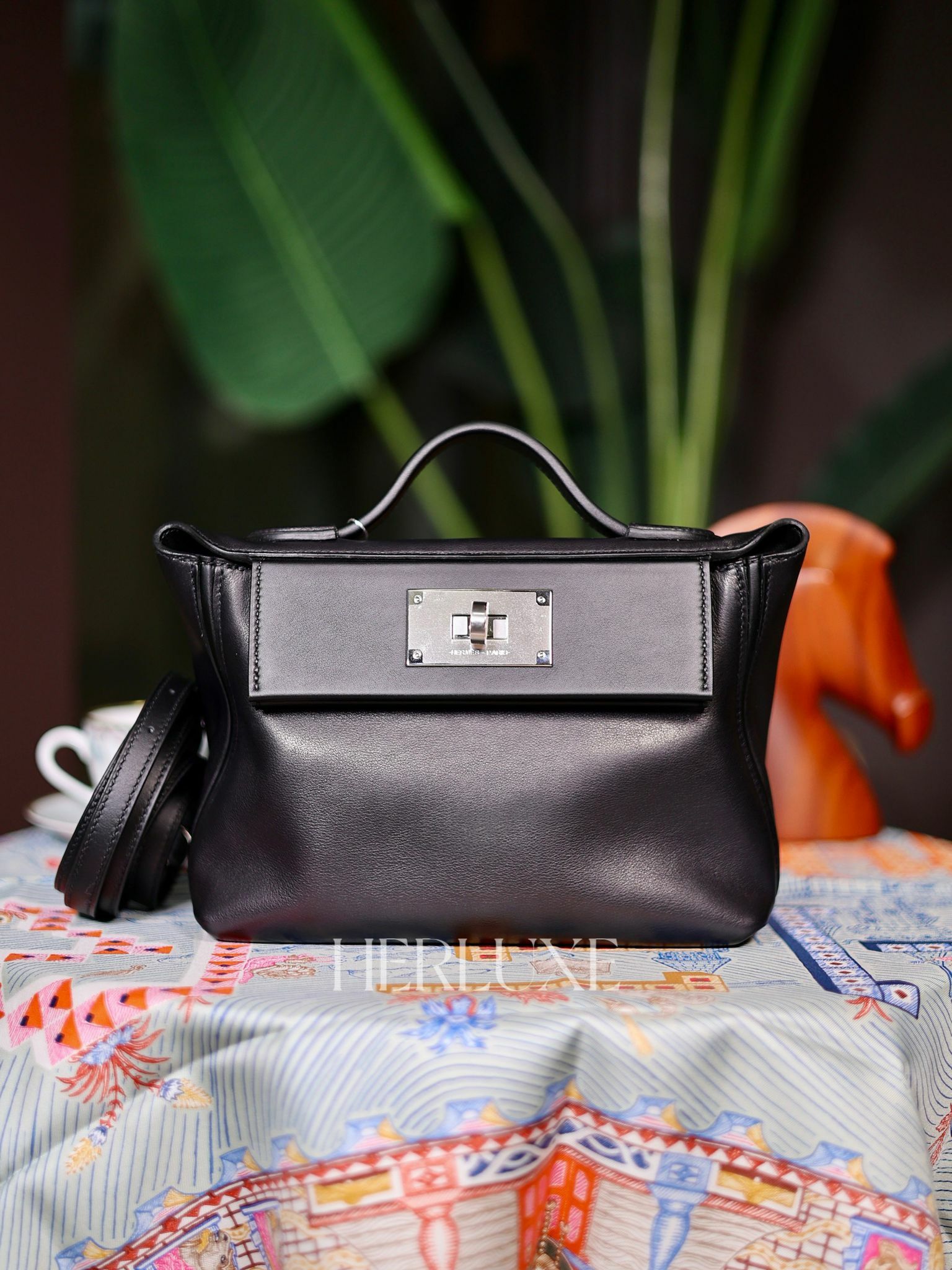 2424 mini 89 noir ck volupto K