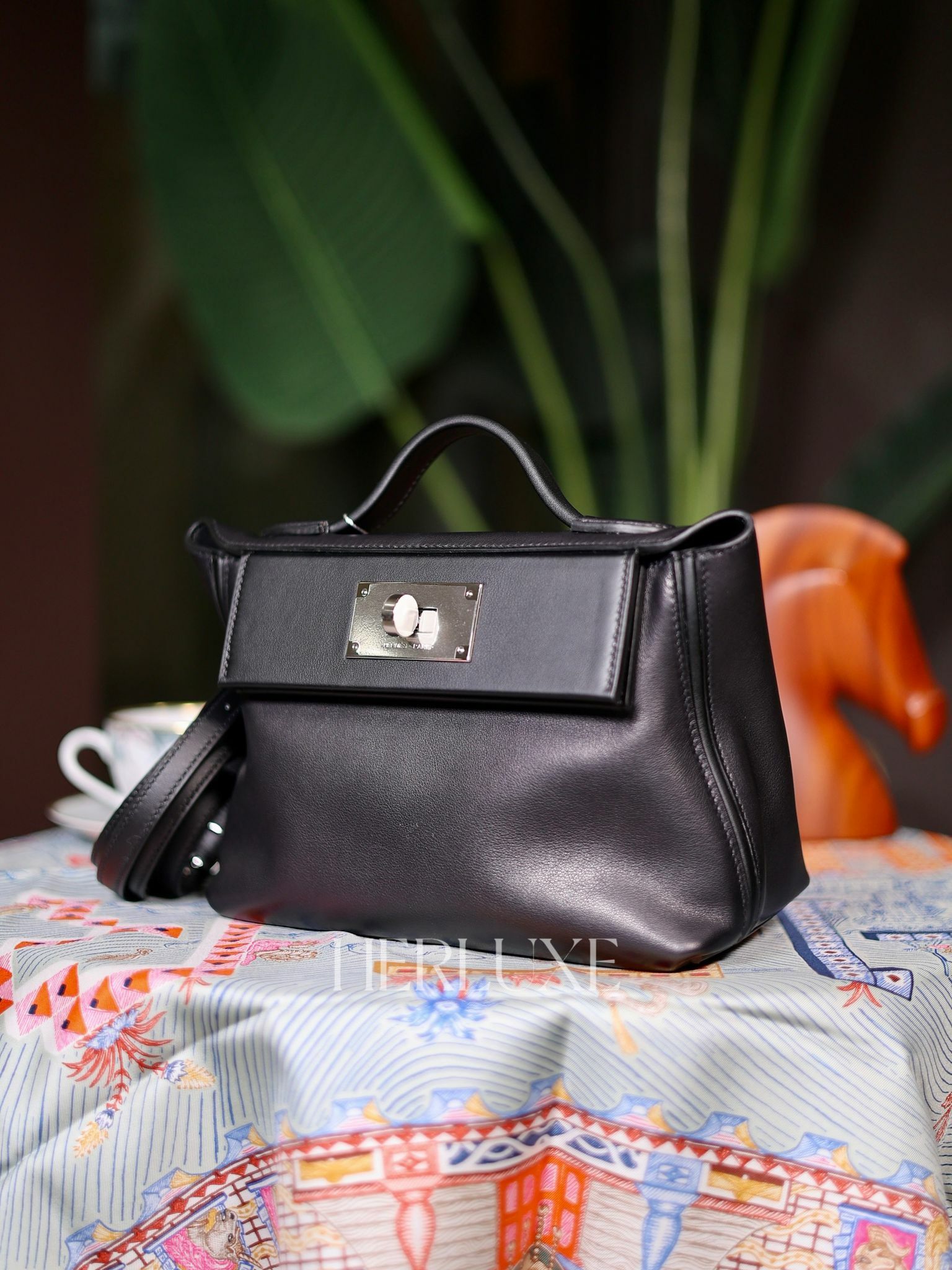 2424 mini 89 noir ck volupto K