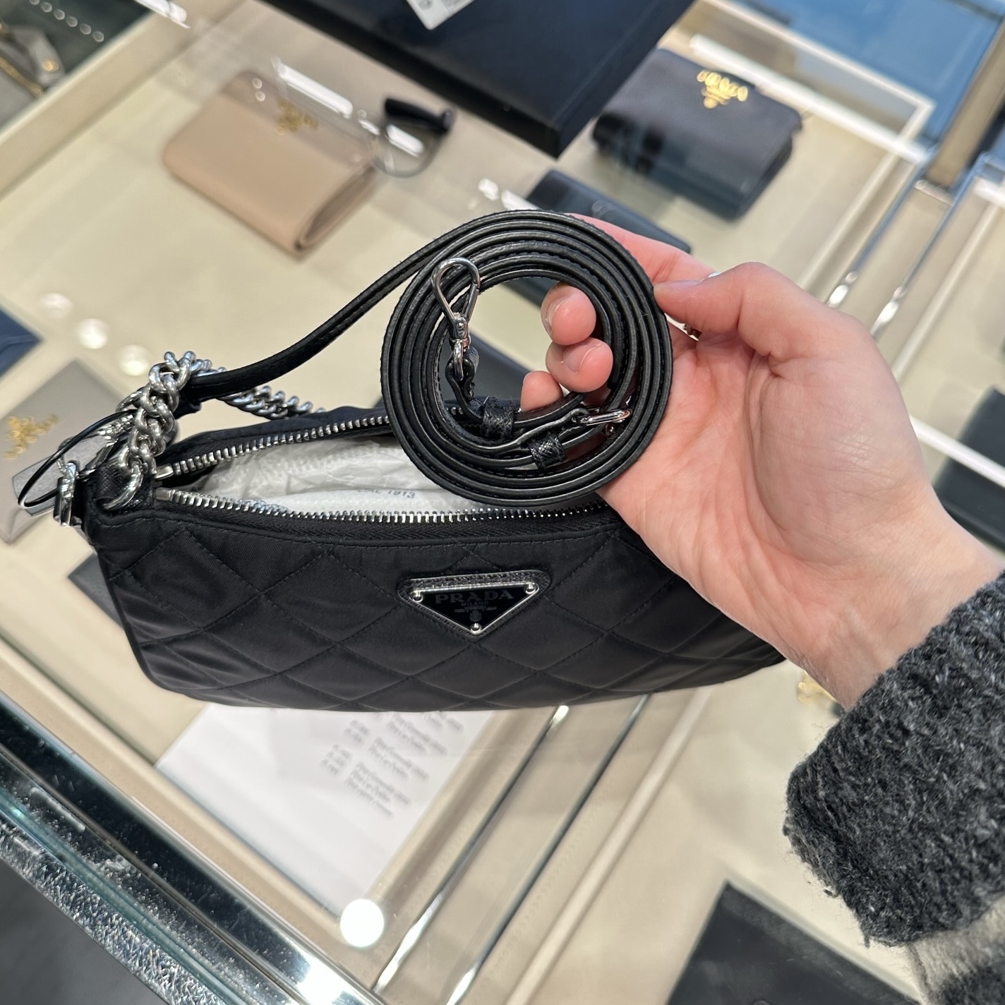 Outlet Prada Hobo Bag