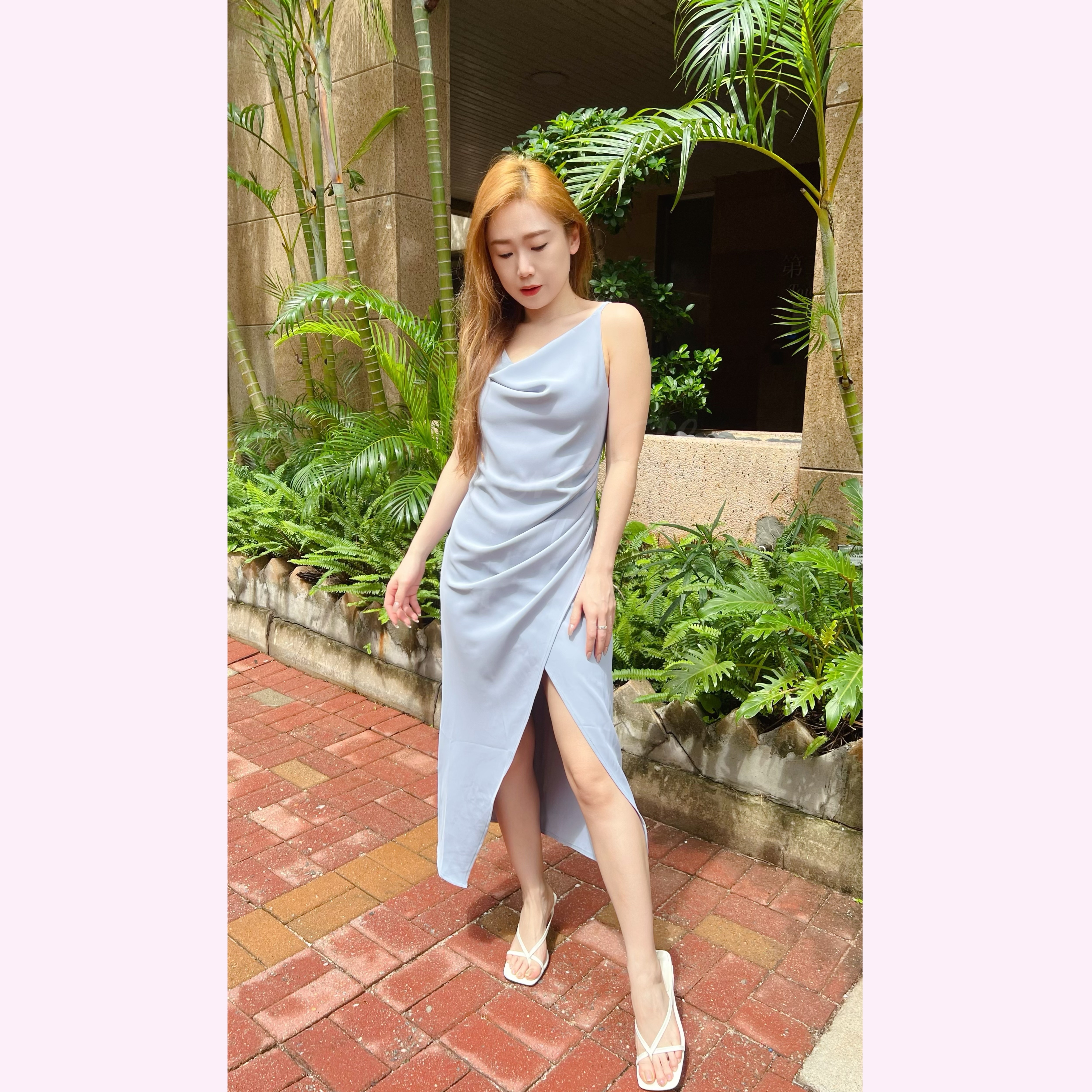 DR24W0613 垂領顯瘦摺摺開叉連身裙