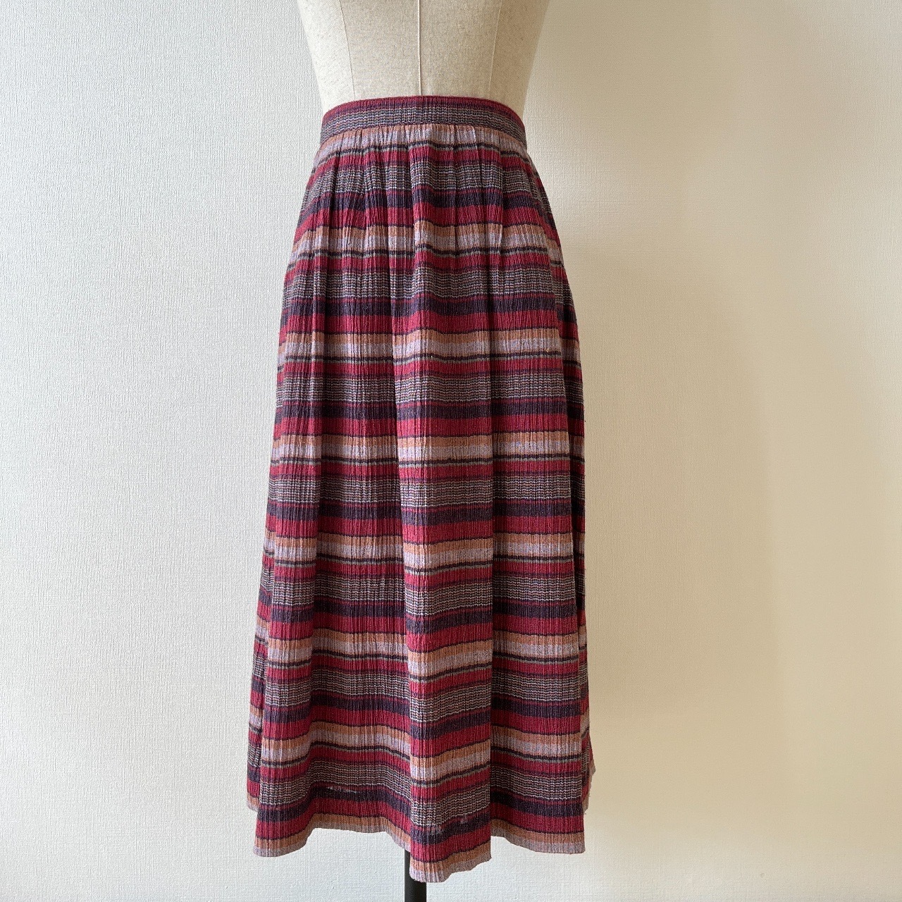 日本製紫紅色條紋半身裙