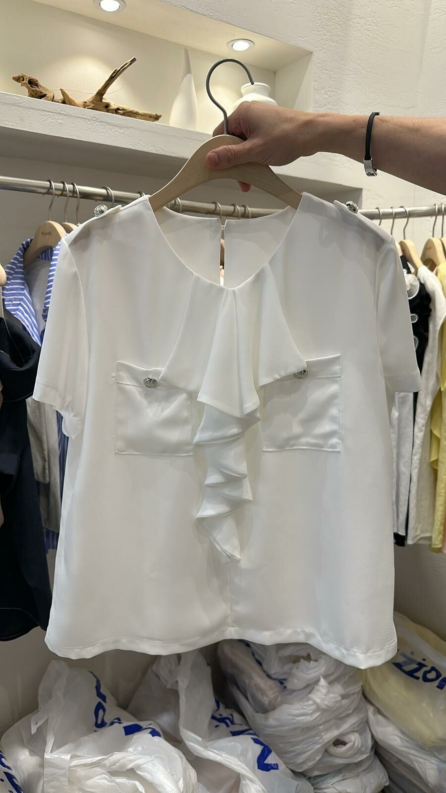 EK250 雙袋褶皺上衣