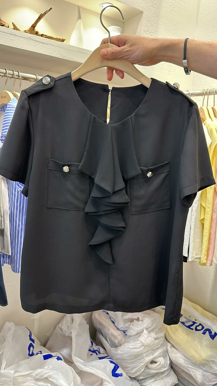 EK250 雙袋褶皺上衣