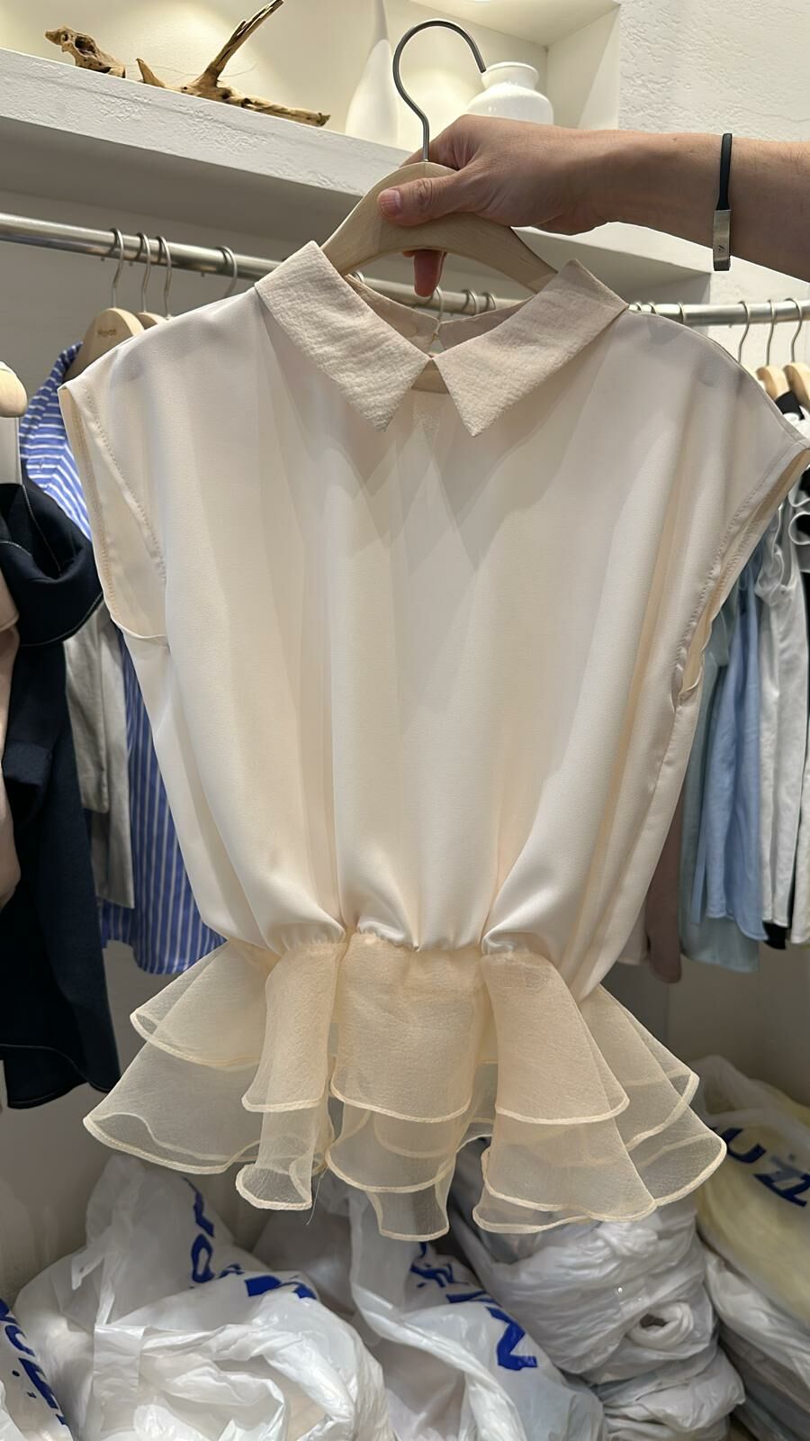 EK251 LACE下擺上衣