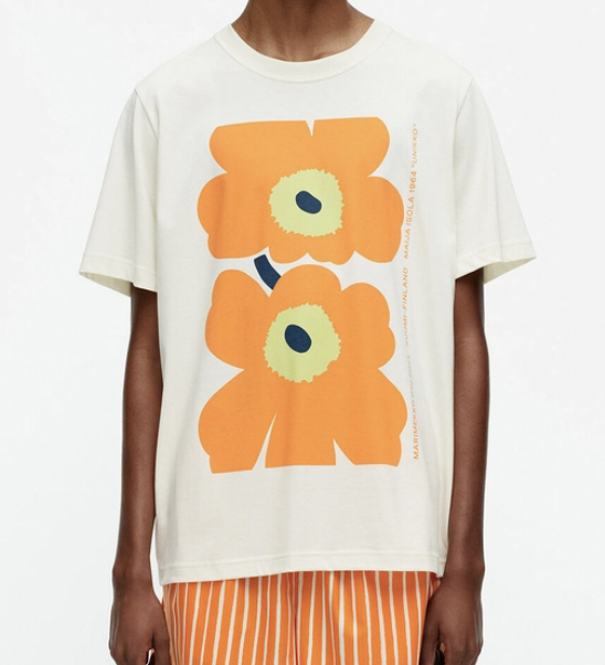 代購現貨 | Marimekko white x orange unikko Tee | Kioski Embla Unikko Placement unisex T-shirt