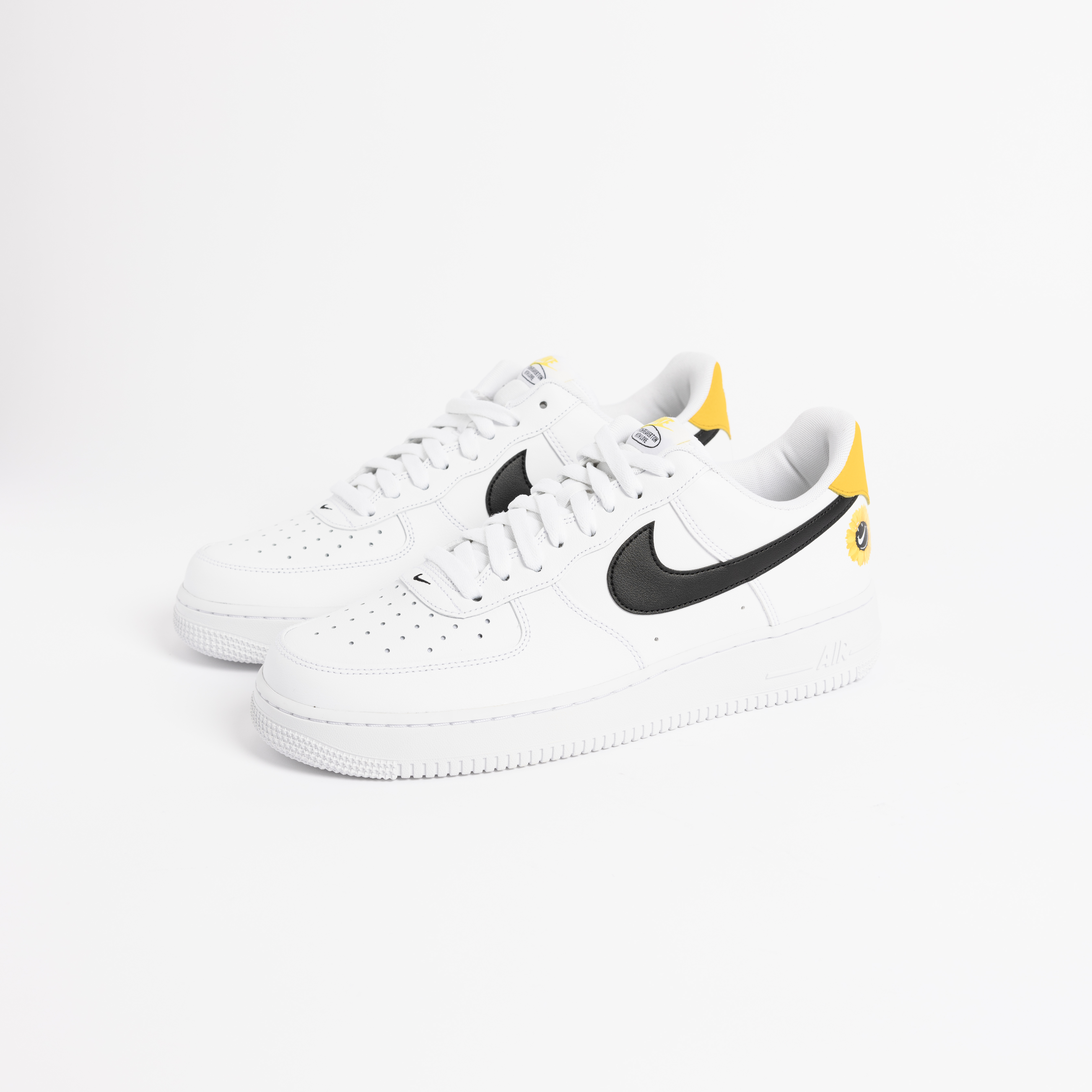【瑕疵商品05】-(B1c)-NIKE AIR FORCE 1 '07 LV8 "HAVE A NIKE DAY" 標語 小雛菊-DM0118 100