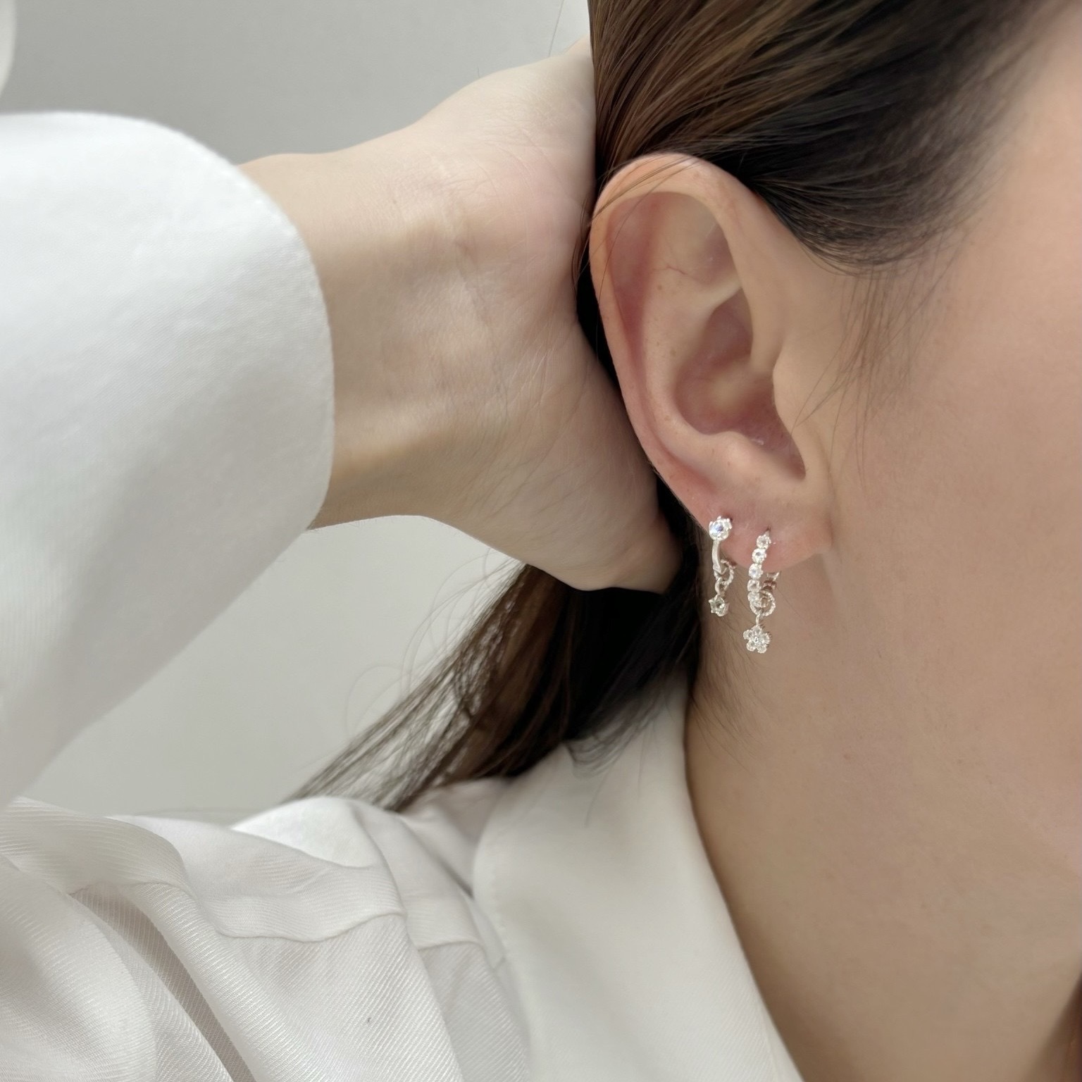 整圈小花月光石耳圈