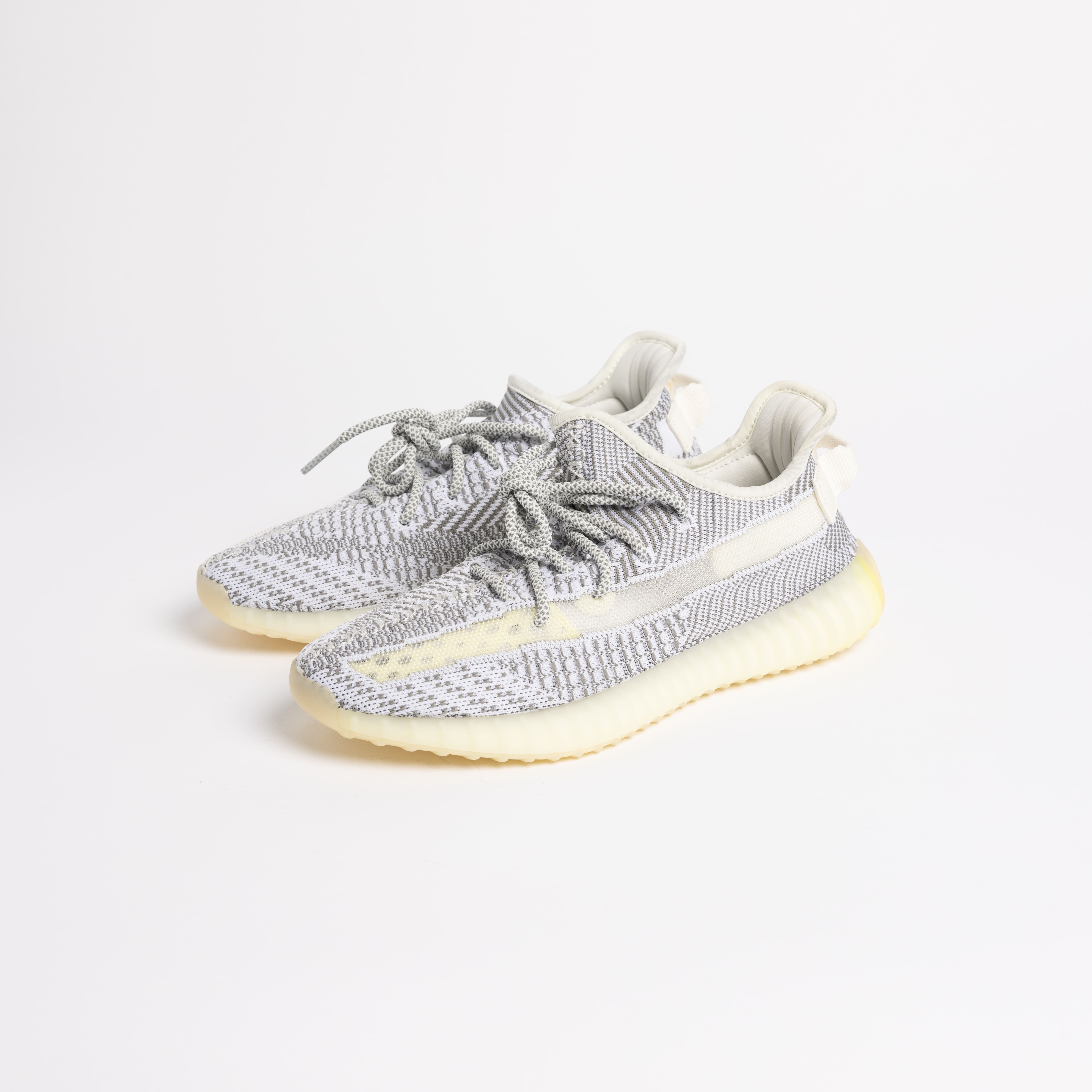 【瑕疵商品07】 -(B9b2)-ADIDAS YEEZY BOOST 350 V2 "STALIC" 鞋帶反光- EF2905