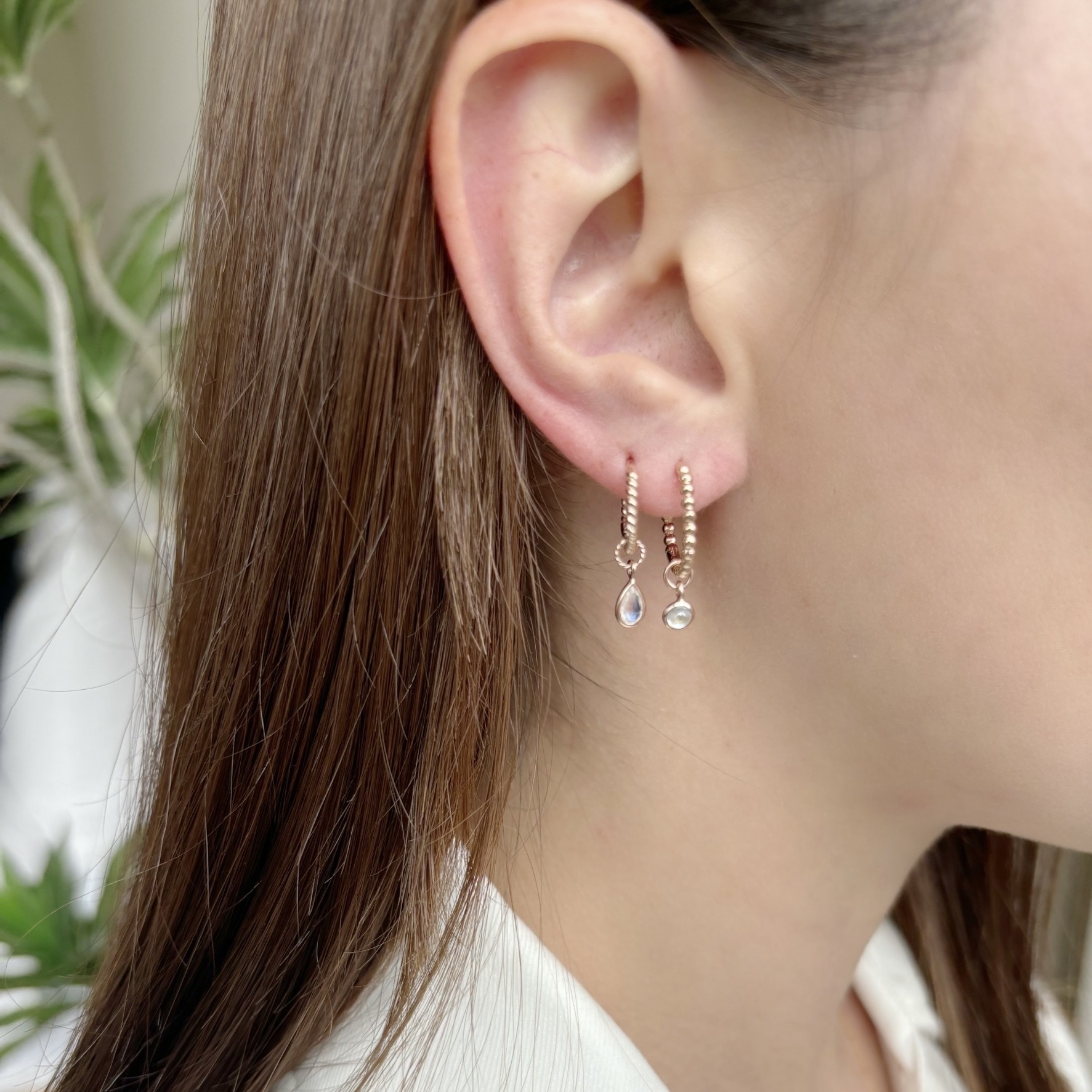 光面小圓月光石耳墜