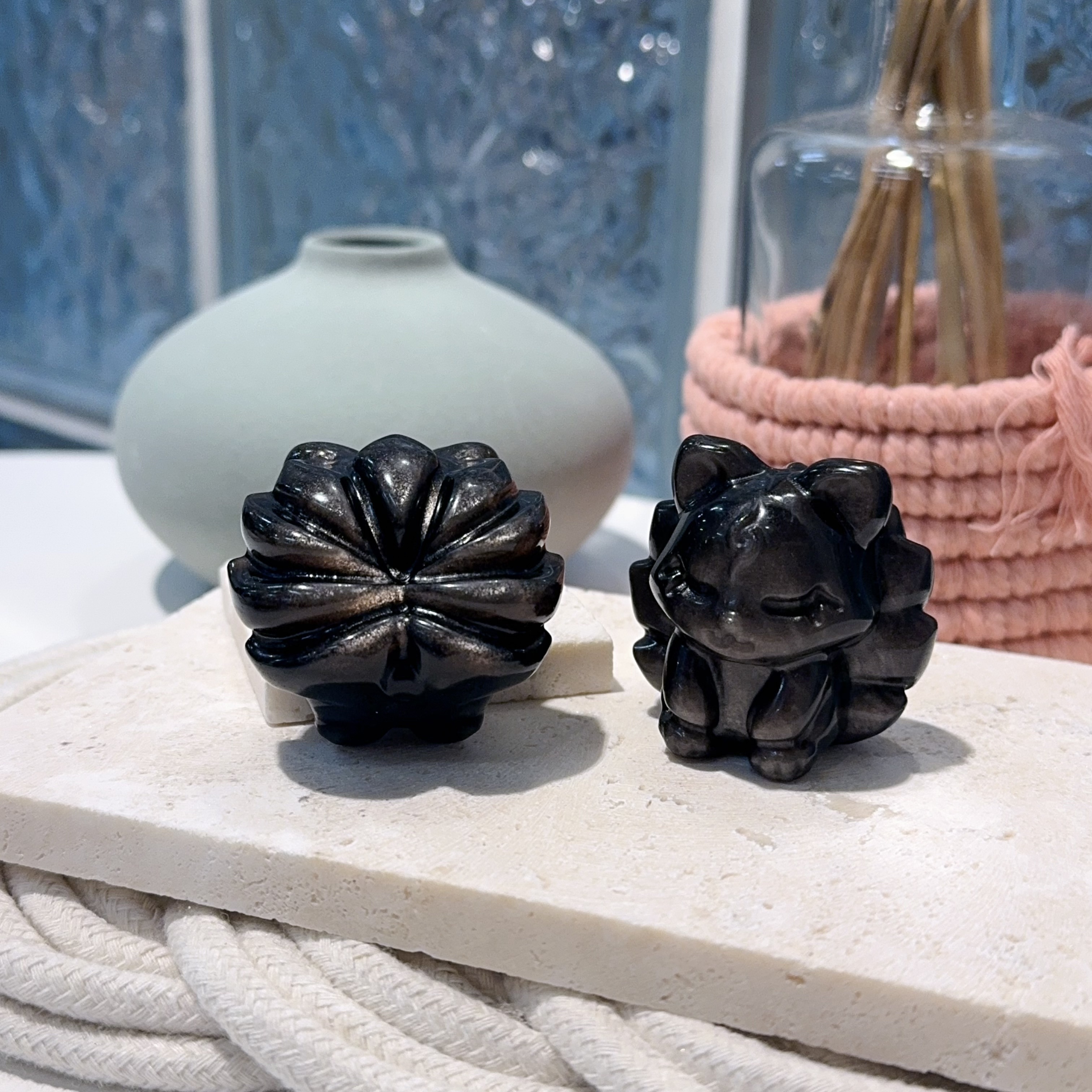 銀曜石九尾狐擺件