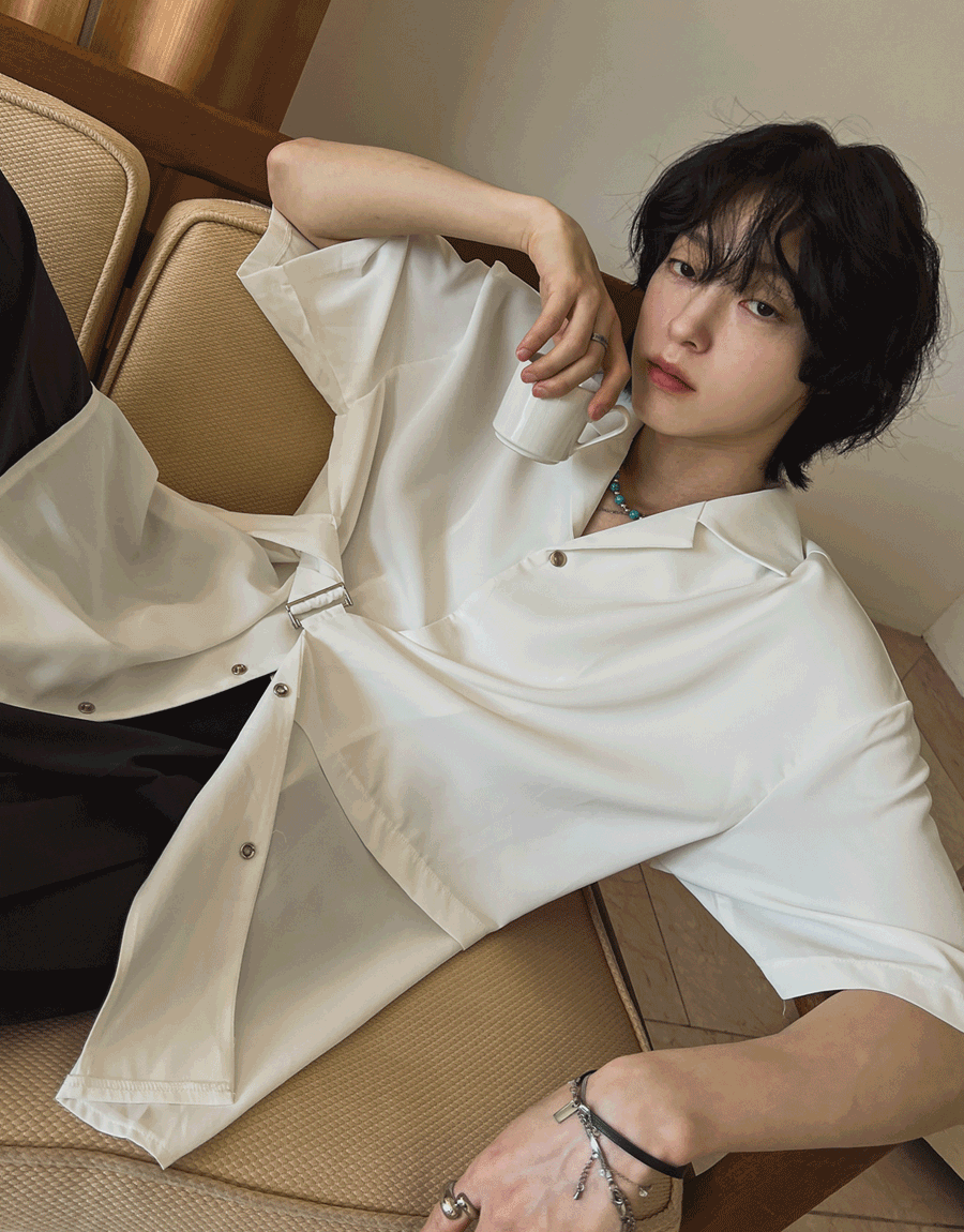 不對稱腰帶短袖襯衫