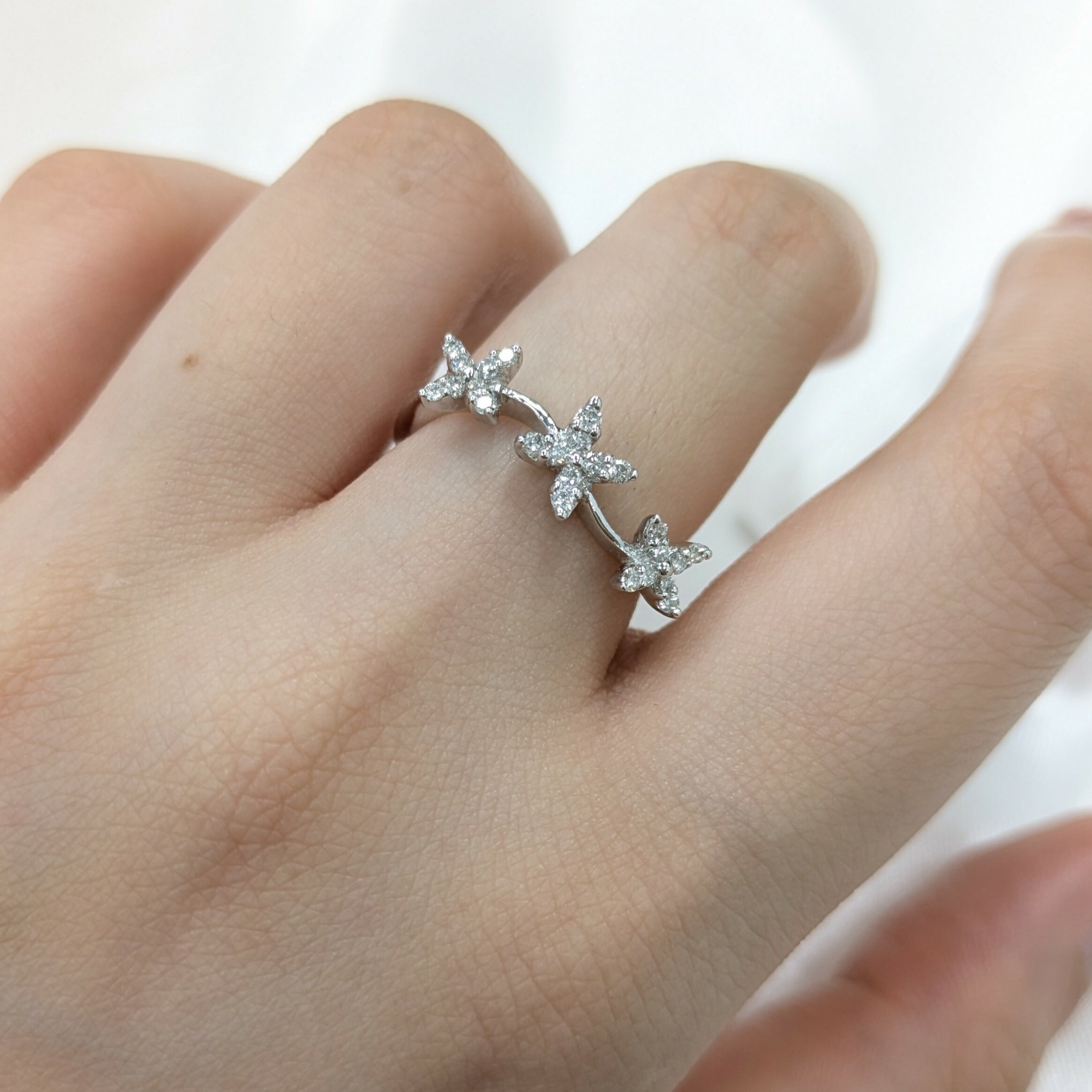 全新18K白金25份鑽石戒指