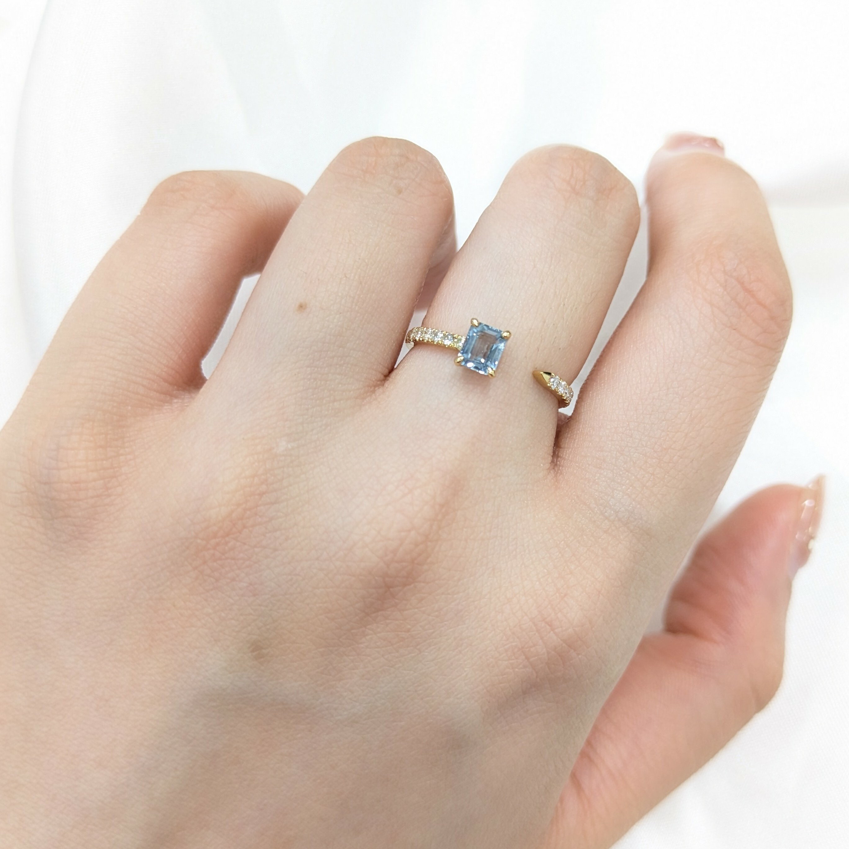 全新18K金【單粒49份藍寶石】配14份鑽石戒指