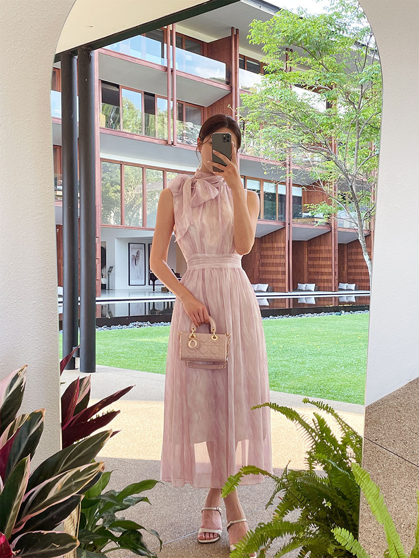 [現貨] Elina波光粼粼優雅領巾洋裝 [ 2色 / Free ]