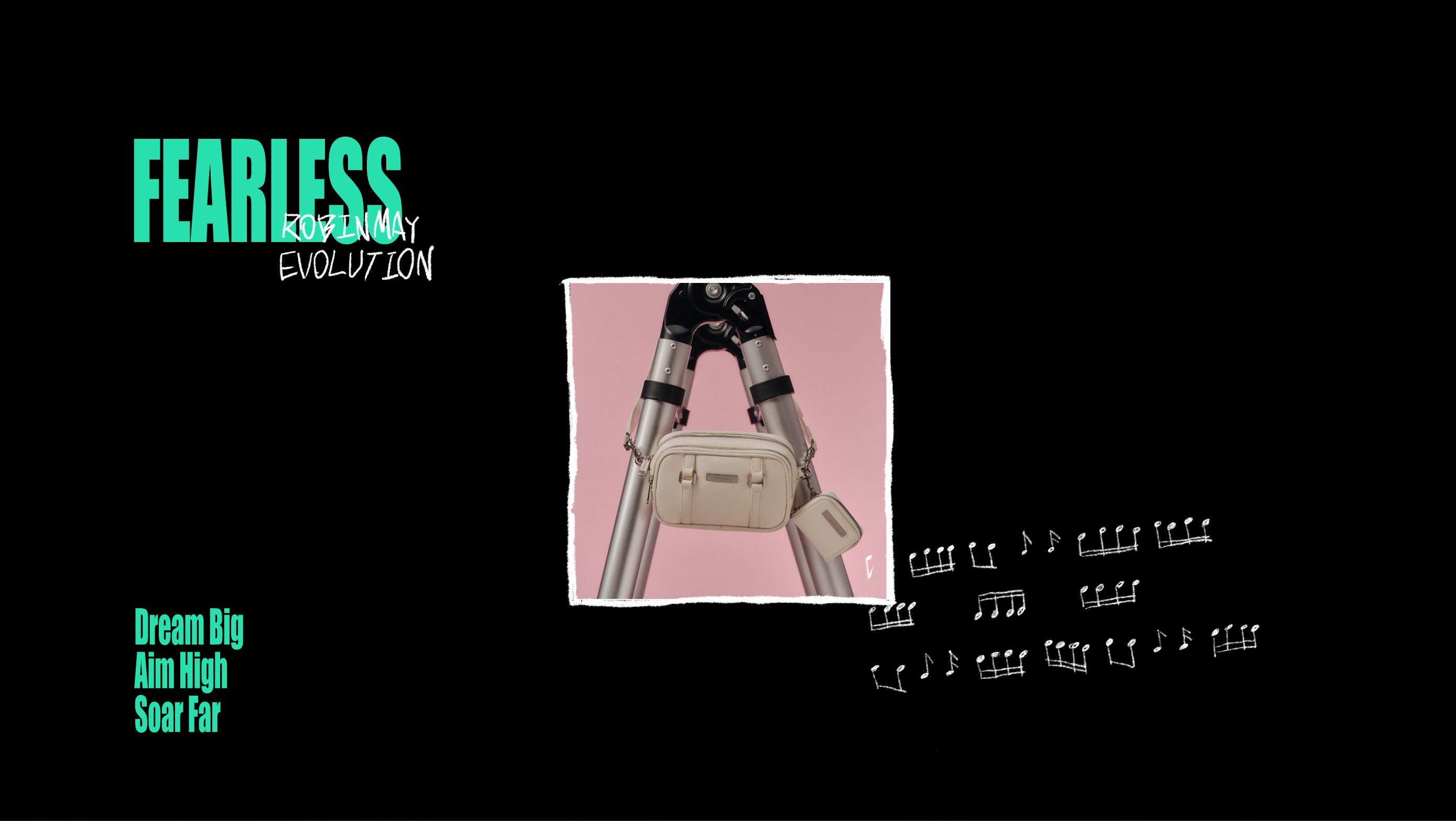 ROBINMAY EVOLUTION與派偉俊聯名包 Dream Big，掛在梯子上。