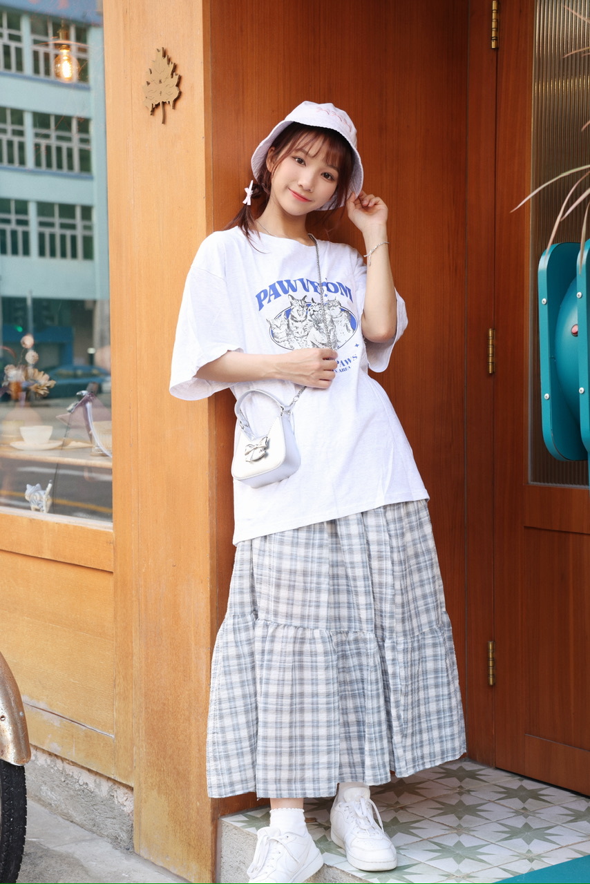 D0273｜日系百搭格紋蛋糕長裙