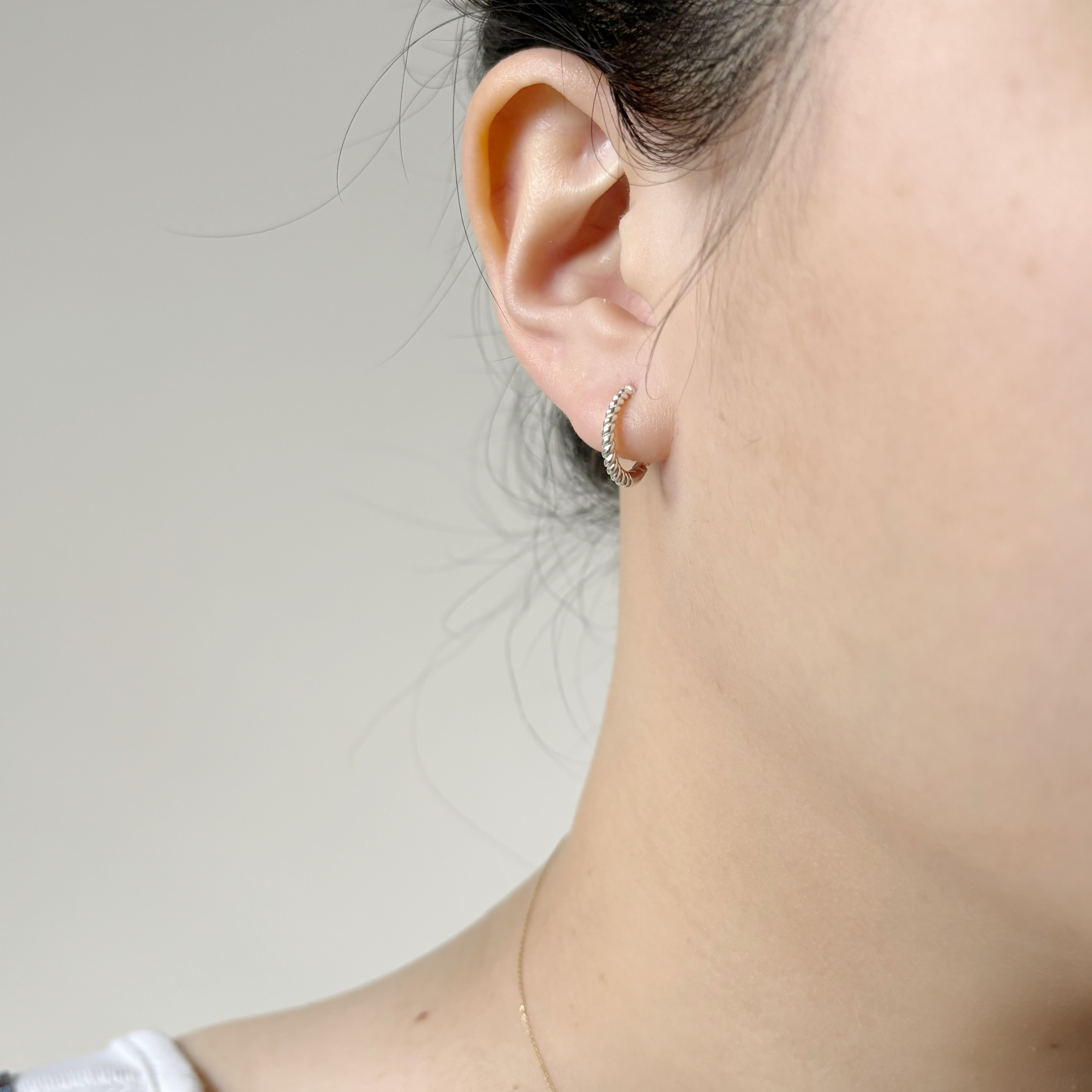 簡約漸層麻花耳圈